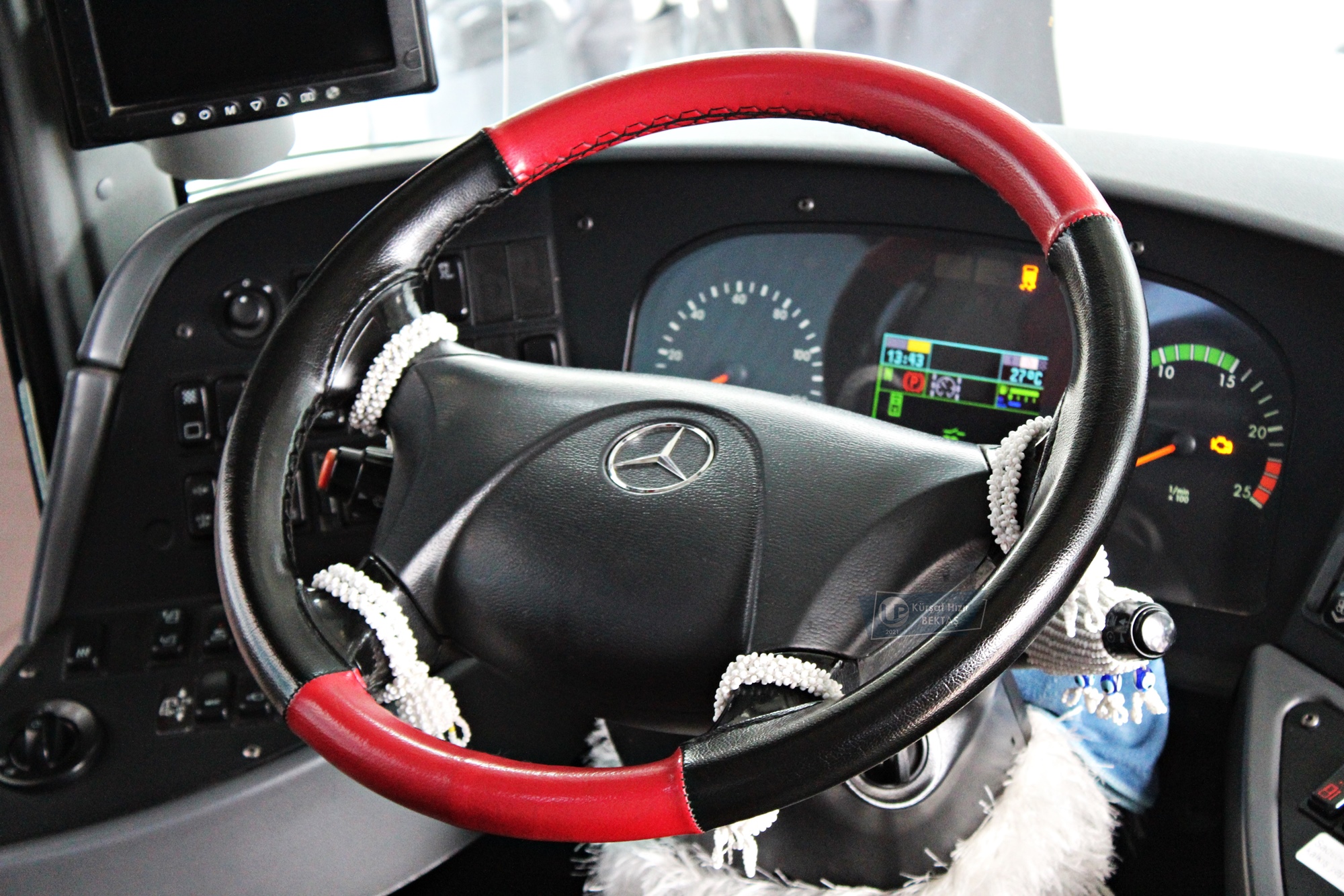 [Resim: 1639162763_bdcmY5u0GBFm1Hv.JPG]