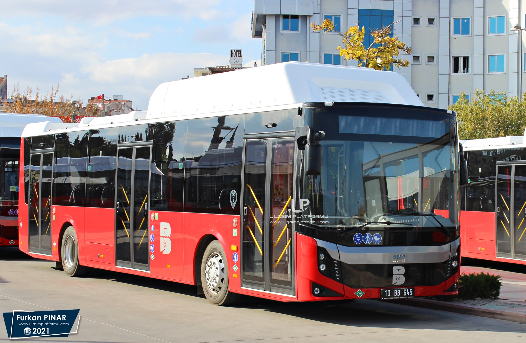 [Resim: 1643611043_YviE6u8fUuYM7i5.JPG]