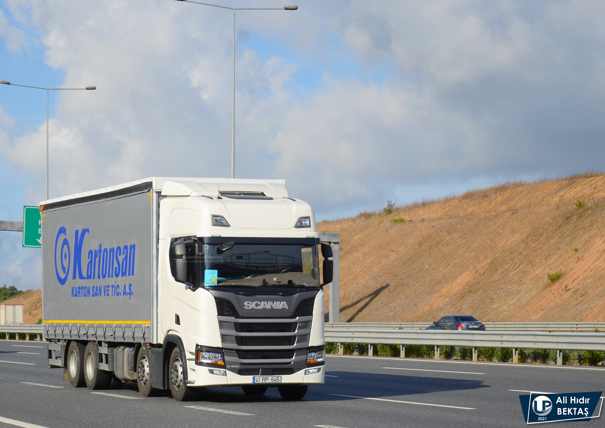 [Resim: 1645720767_83ER3HjRMFZxcwv.JPG]