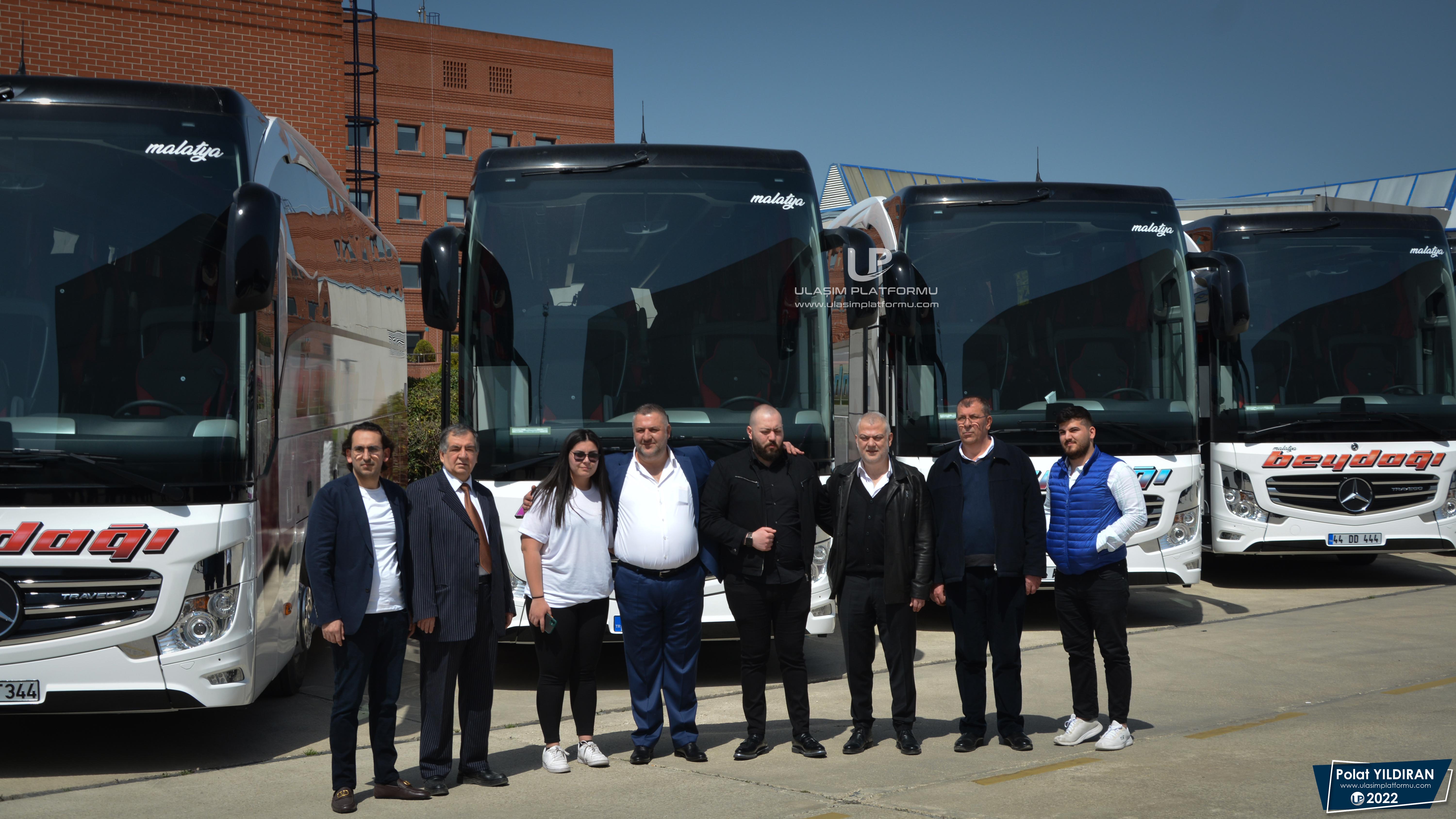 [Resim: 1650038993_a2w7bSqir1cJTsx.jpg]