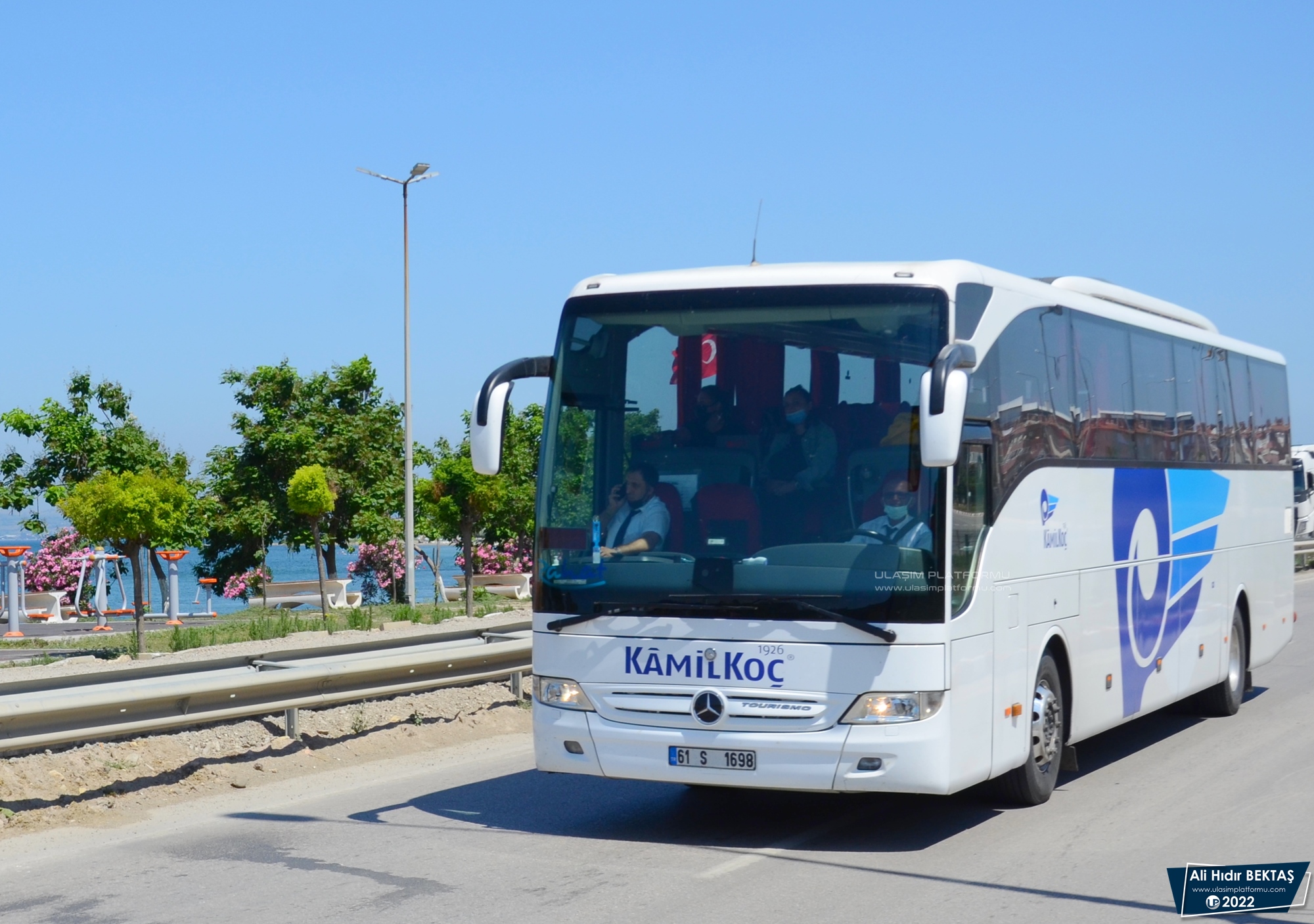 [Resim: 1651345320_yyeg33YZC6Cel2H.JPG]