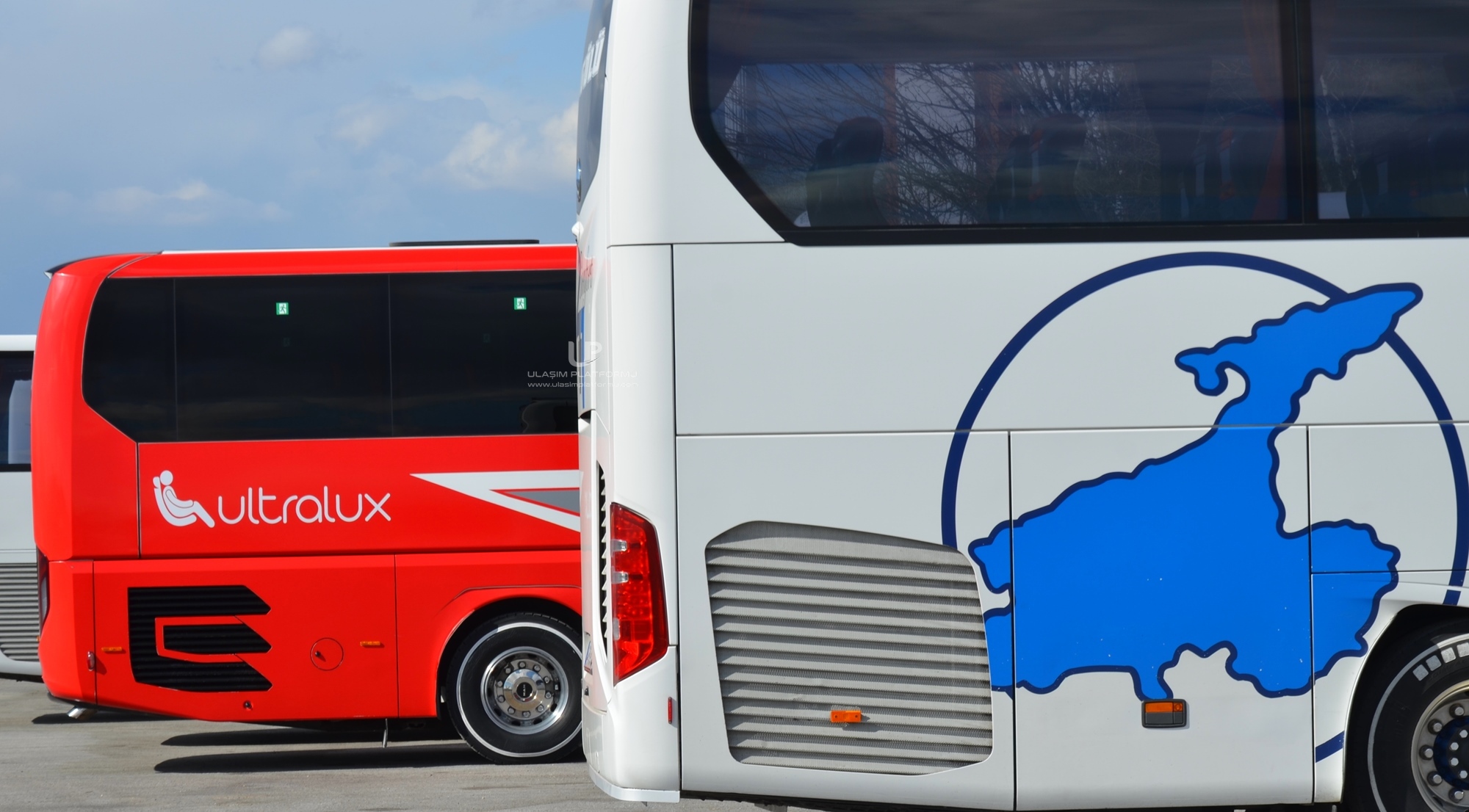 [Resim: 1652265045_oYJPYpkGFIQ1l5Z.JPG]