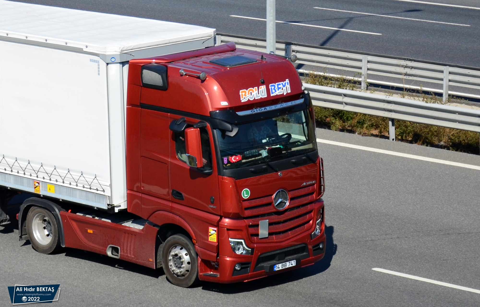 [Resim: 1653923424_O7oml4pWYqq5W78.JPG]