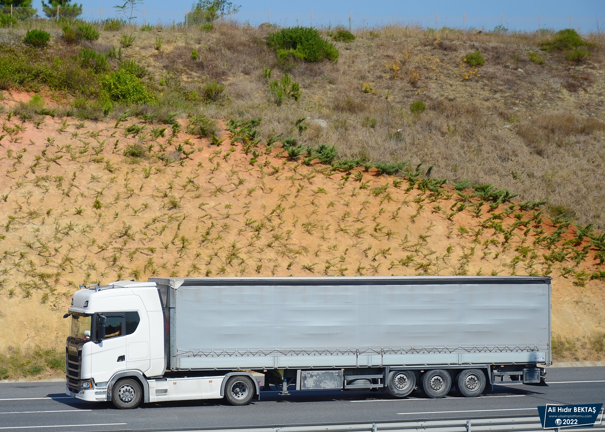 [Resim: 1661415035_u2nCtVYumM3v6KT.JPG]