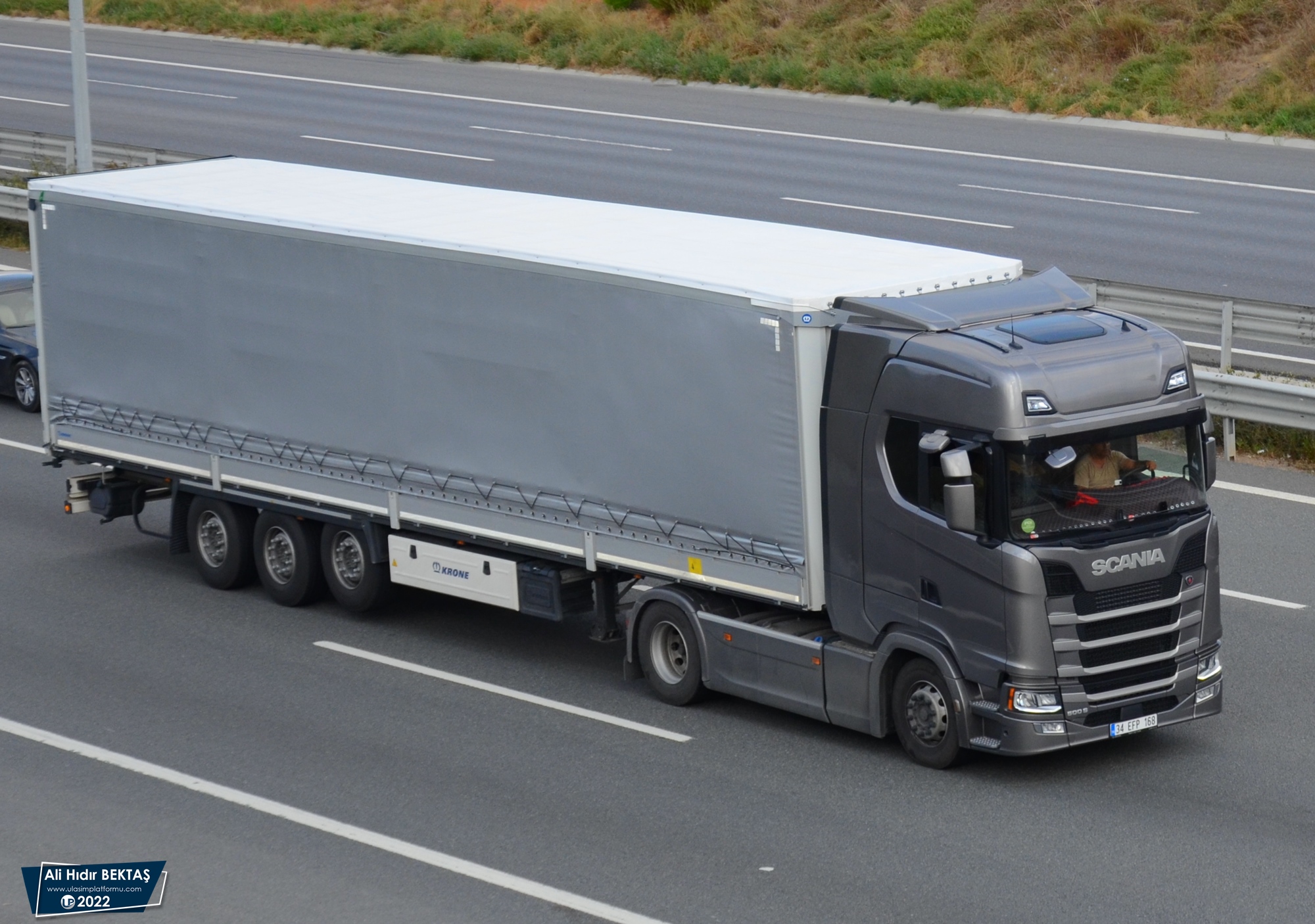 [Resim: 1663916456_UdcGK2EHMyyaSuN.JPG]