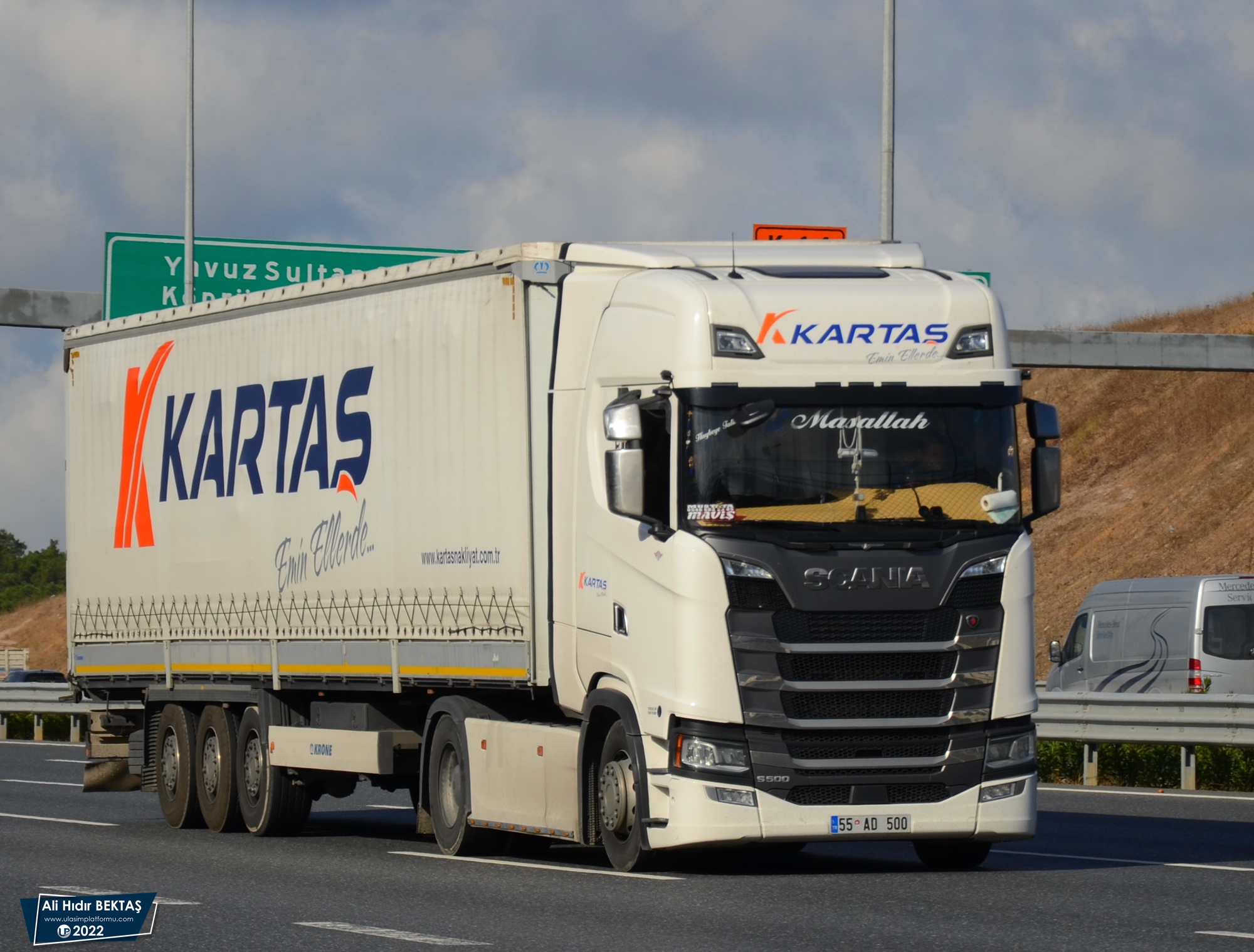 [Resim: 1664700916_Q0THKdqtfZB5A7Y.JPG]