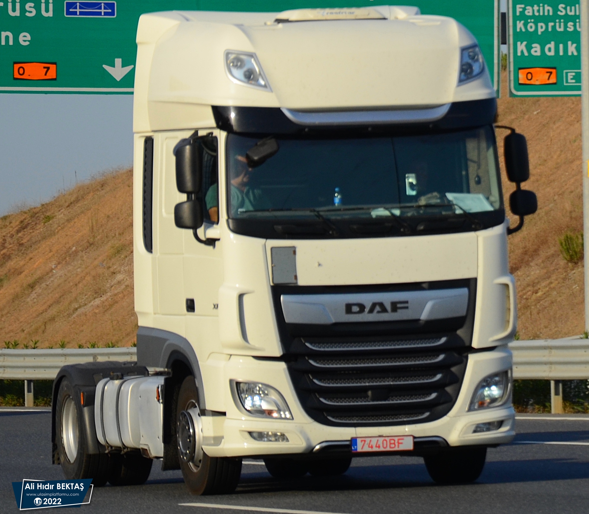 [Resim: 1665243386_22v0bdnBDR1Lfsp.JPG]