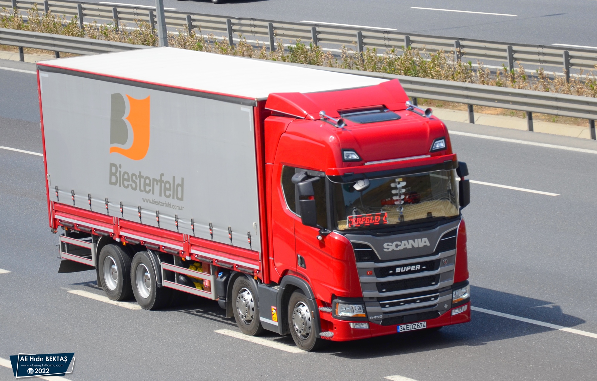 [Resim: 1665314910_F8lw9Mt25CMZSlH.JPG]