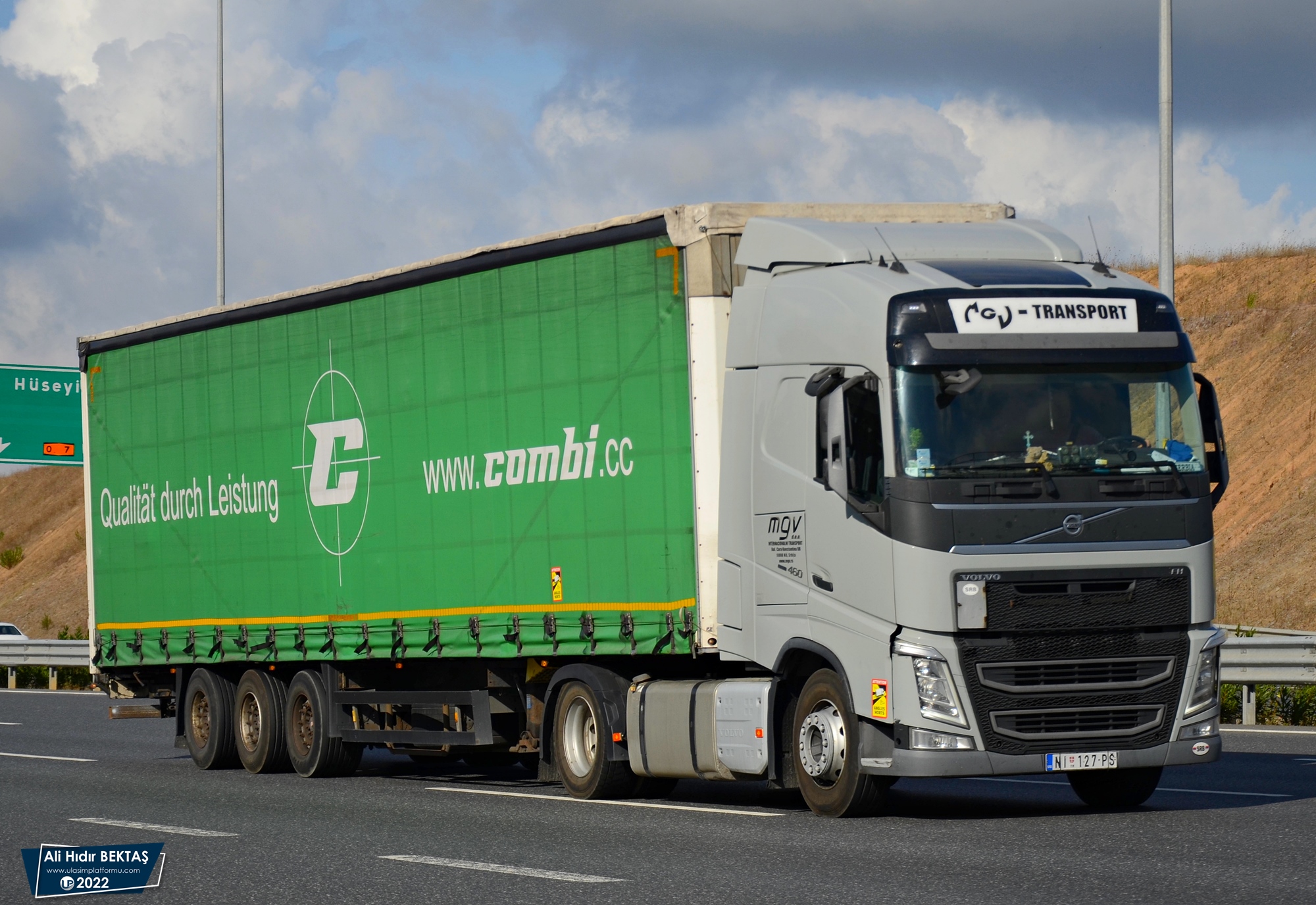 [Resim: 1665822628_D2lXsIbB80yhAi4.JPG]