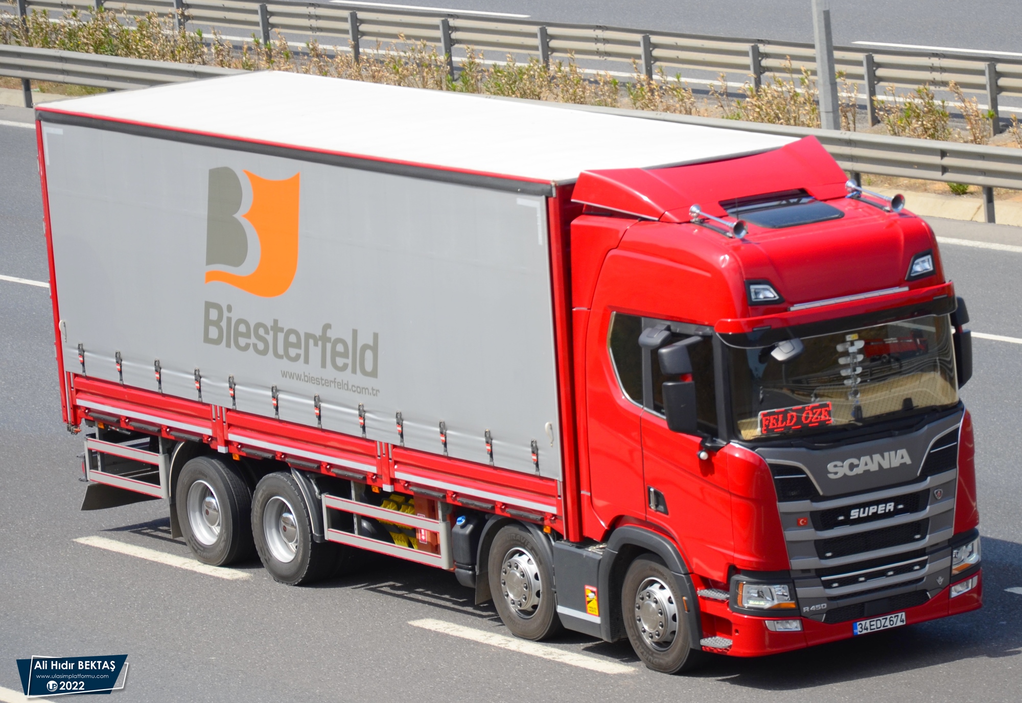 [Resim: 1667385023_JBWaNRbKRxQqDAv.JPG]