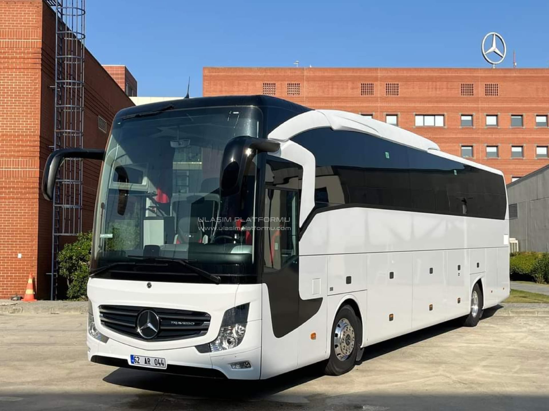 [Resim: 1667590608_YBAf5nMYbBbQyCx.jpg]