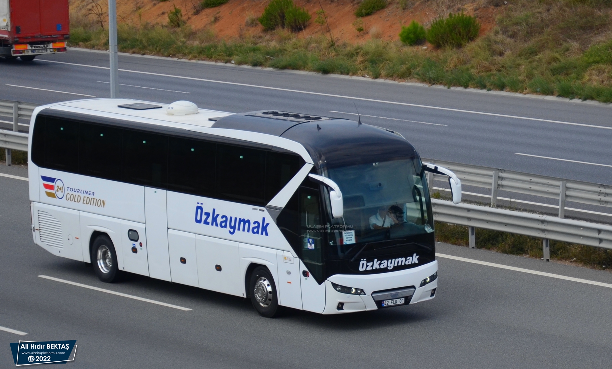 [Resim: 1667933177_RCxAveKoPKxCeOa.JPG]