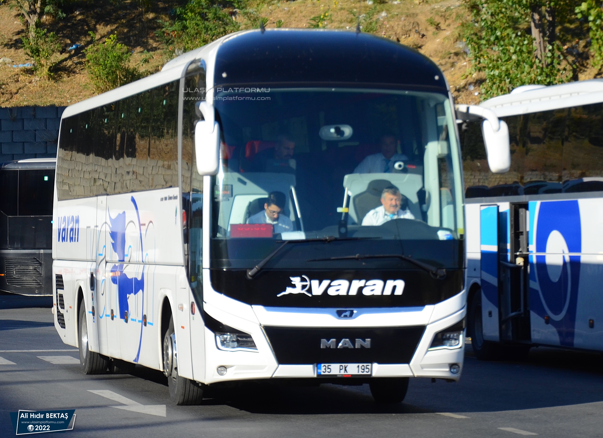 [Resim: 1667933285_QBYuXGRIYEt4PAN.JPG]