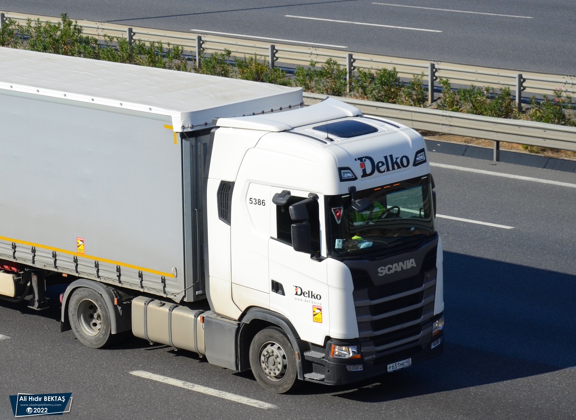 [Resim: 1670219299_1wE15xyfbjVeinO.JPG]