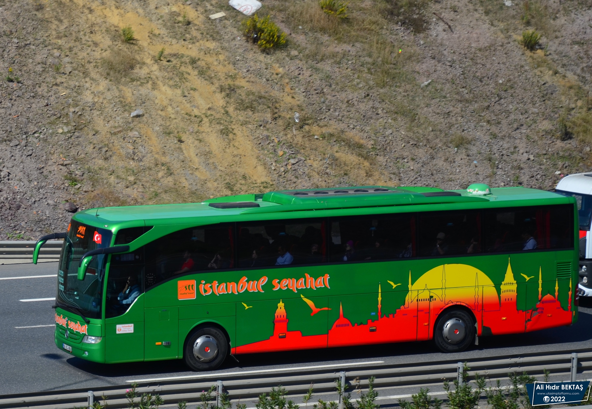 [Resim: 1670664282_DWvIyfYXdEK3e1K.JPG]