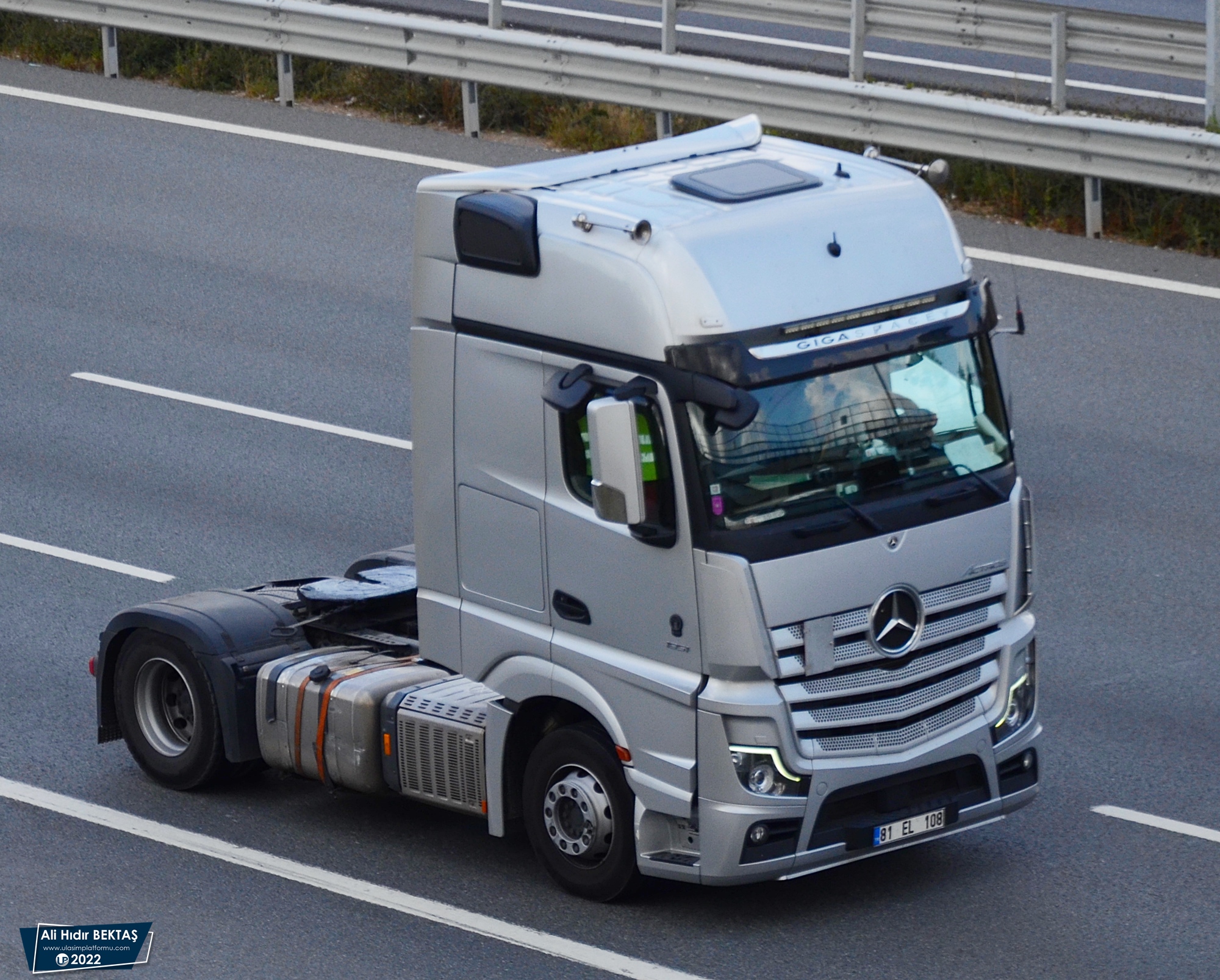 [Resim: 1672145369_dTxYyEL947heGBv.JPG]