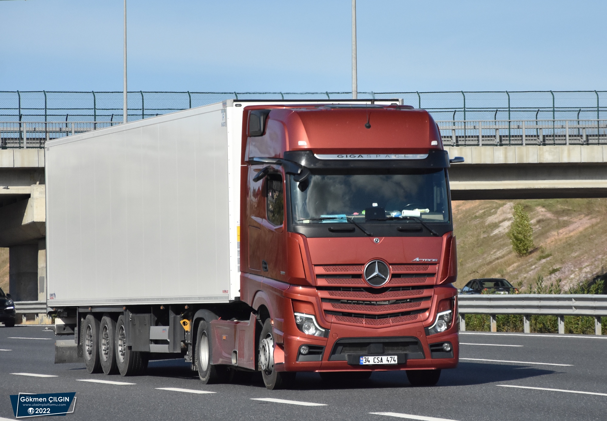 [Resim: 1672219512_KPwyQi0GmZL0AbY.JPG]