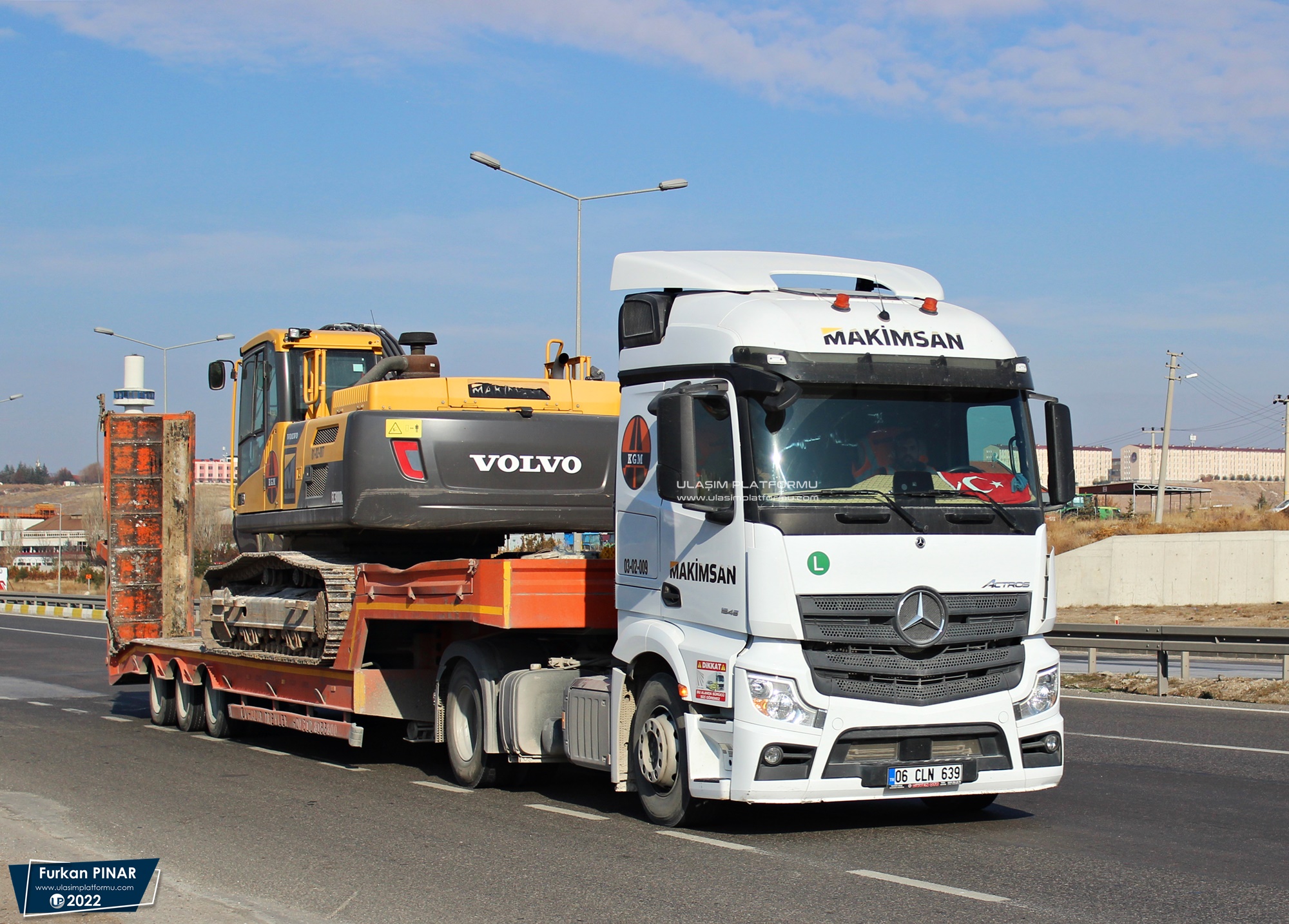 [Resim: 1678800963_yqU0cSbFoaJqtt4.JPG]