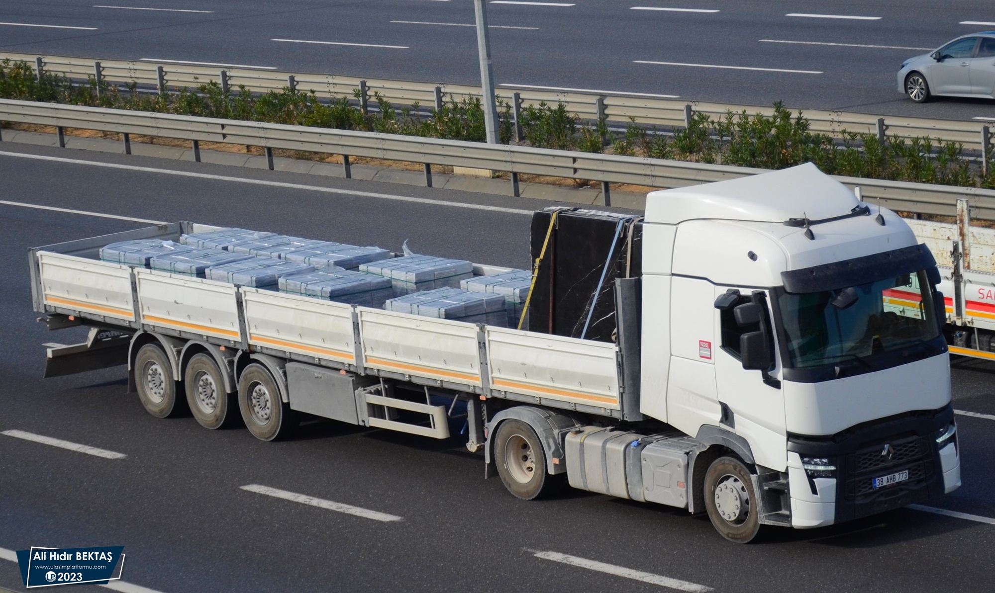 [Resim: 1682960654_bHehWL485xnop2L.JPG]