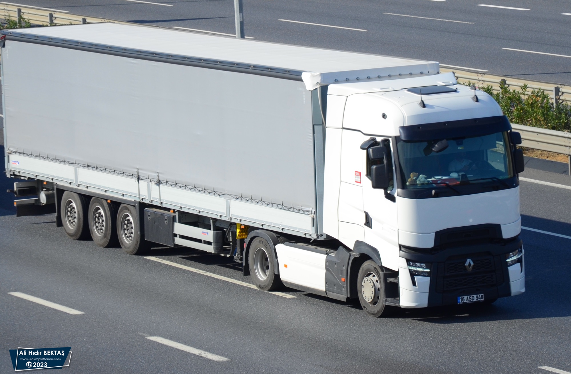 [Resim: 1682960693_KuD86l4Vk7t8Rgl.JPG]