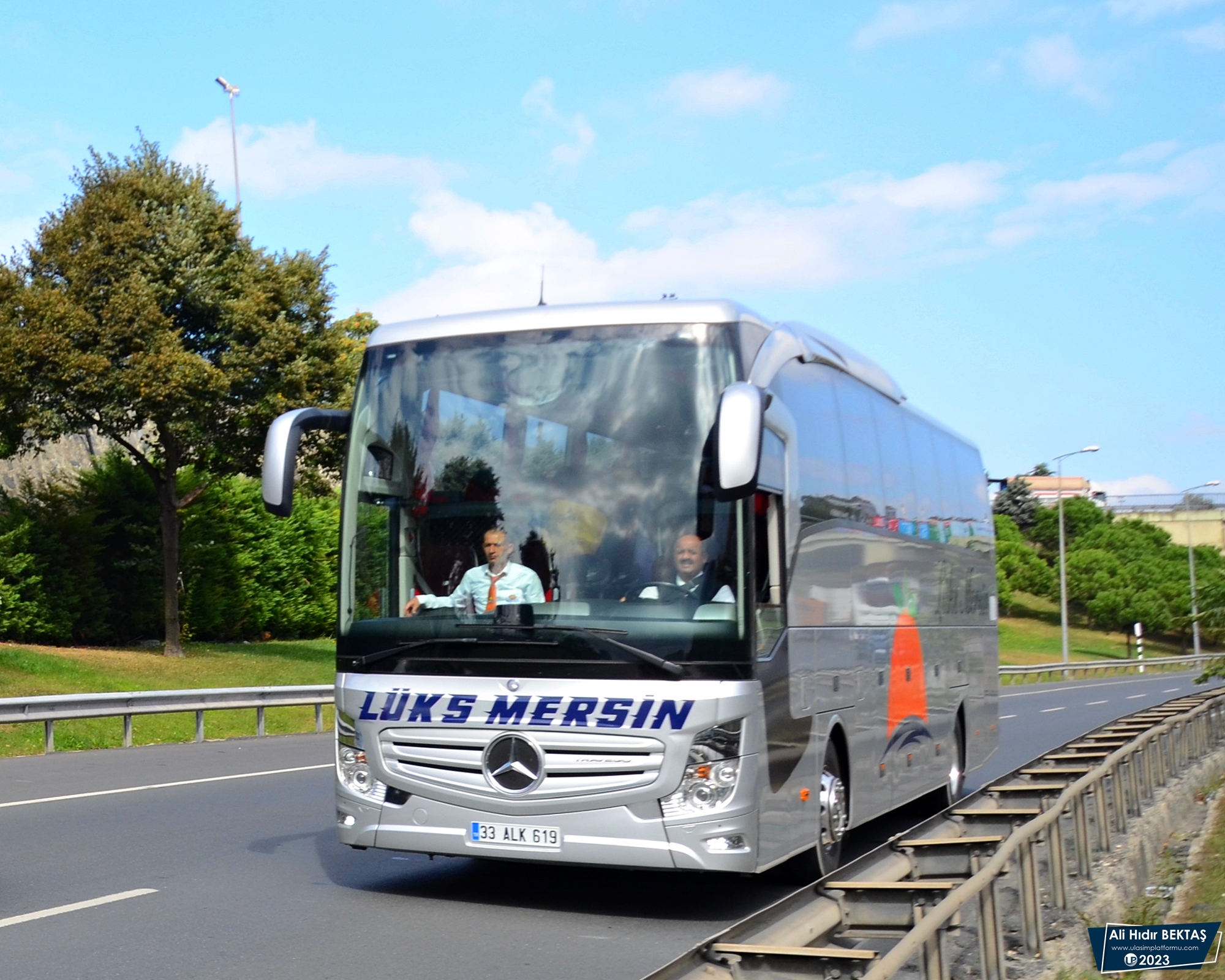 [Resim: 1684364940_Hy7R0ja9ZGe5Lib.JPG]