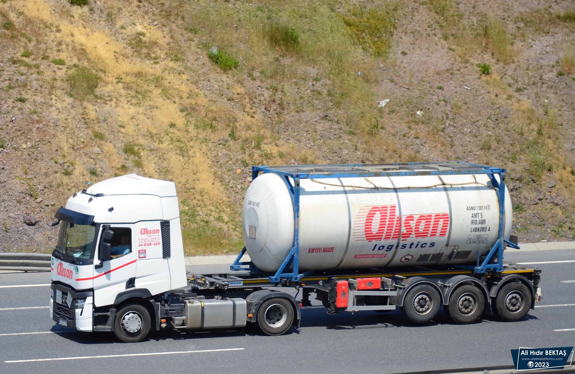 [Resim: 1685091471_KwqpHThyr5OWogG.JPG]