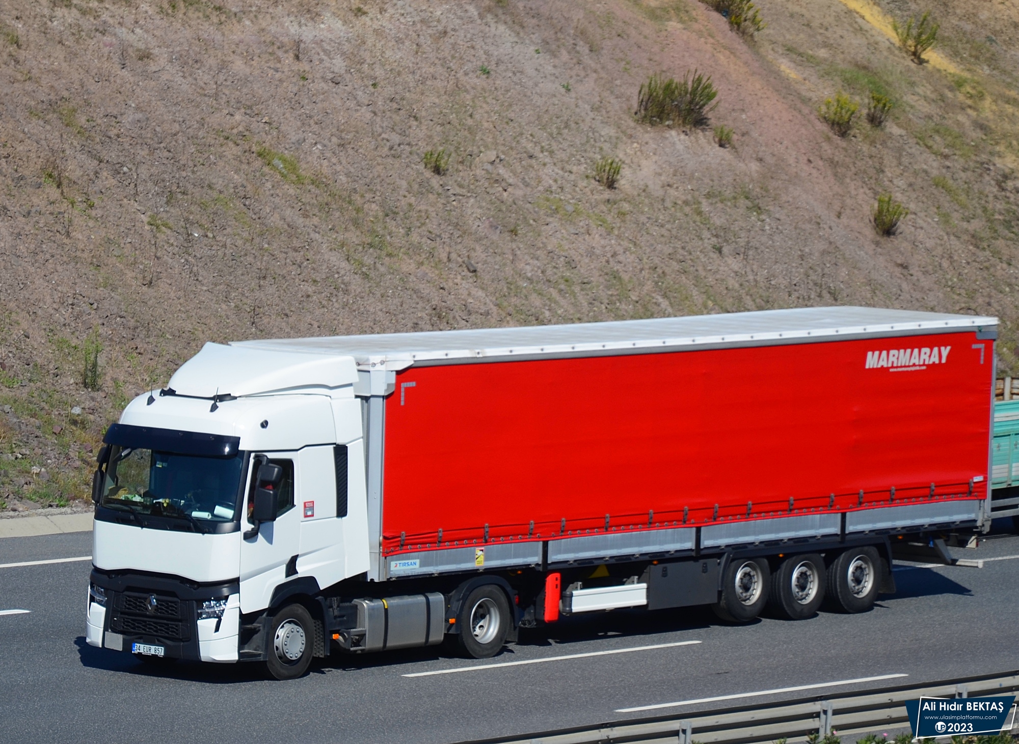 [Resim: 1685091583_mrlBdR755jPAsNo.JPG]