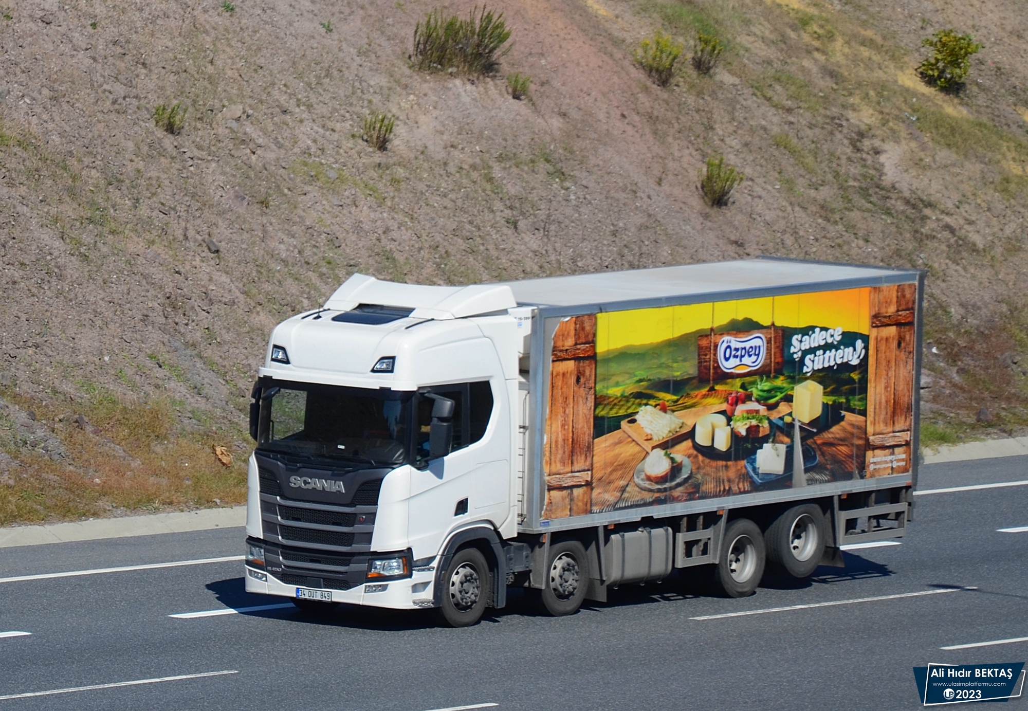 [Resim: 1687963596_FOSqNFN9J7aRZea.JPG]