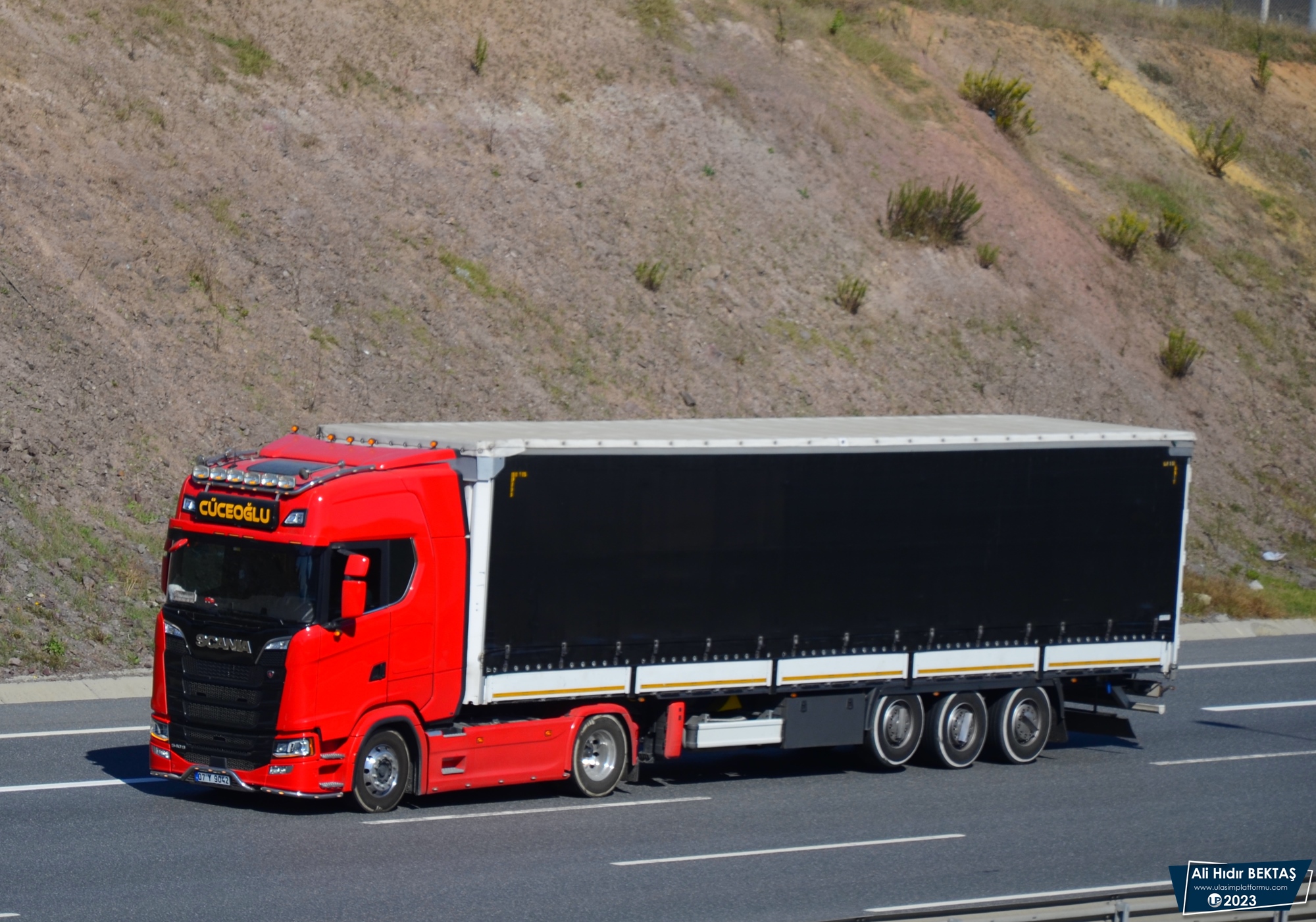 [Resim: 1688330453_wbkSA7U0PlsHCjd.JPG]