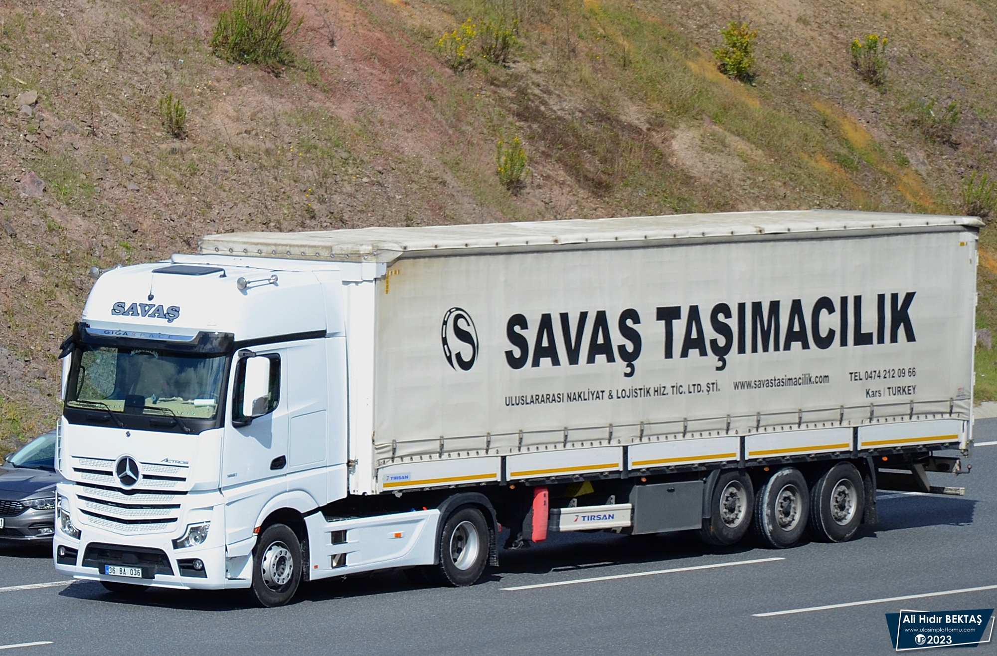 [Resim: 1688937796_yunx2nf4NIhwJAs.JPG]