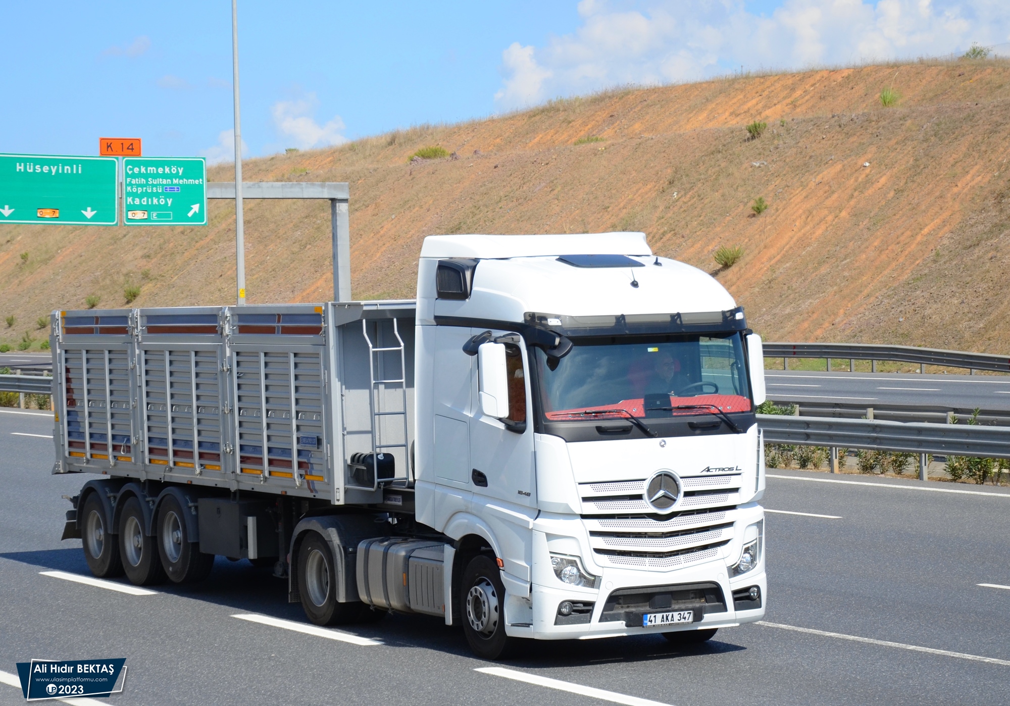 [Resim: 1690205907_VUtLuuNTQ5B1lPV.JPG]