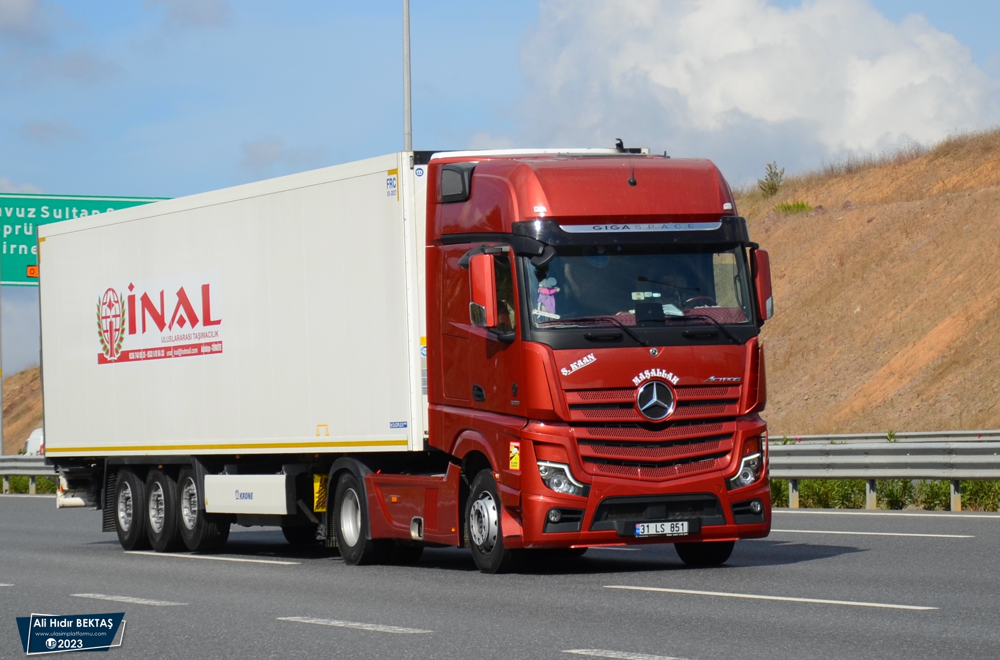 [Resim: 1692314223_UtP6ifqQW0vZf0E.JPG]