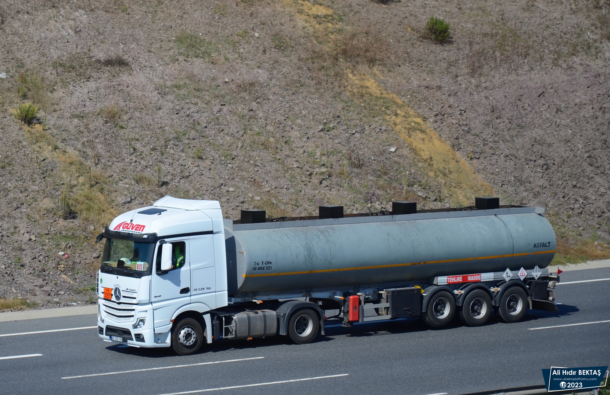 [Resim: 1692314330_nXBb4OTC94lHxD5.JPG]