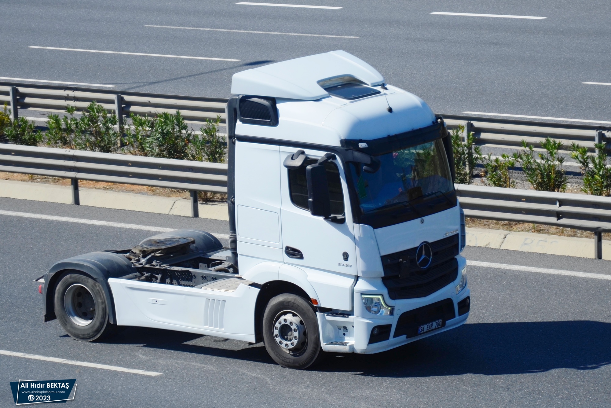 [Resim: 1693131759_JYVQTrLi1DNTxhA.JPG]