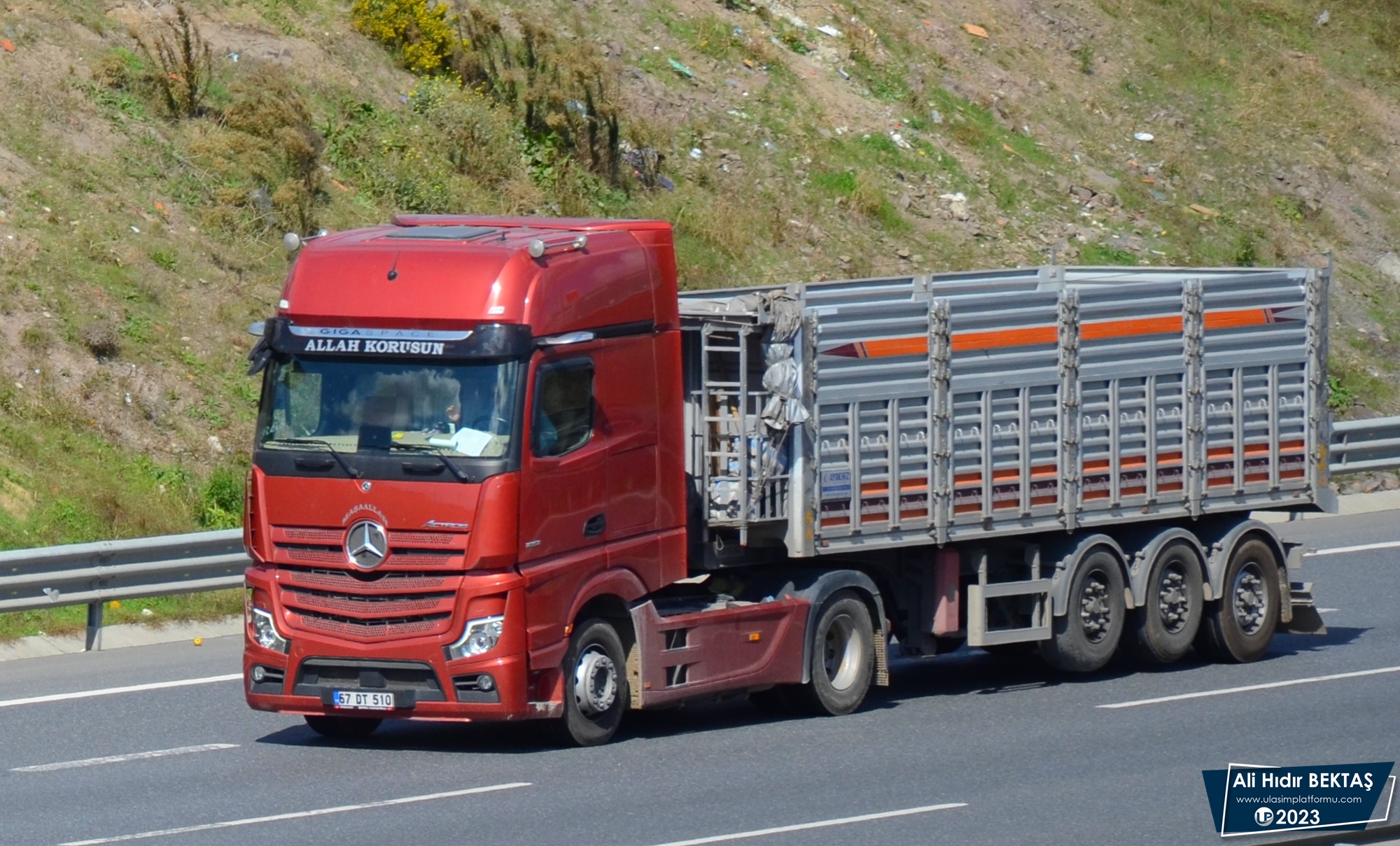 [Resim: 1695296003_xBTmly6tF5lMUCg.JPG]