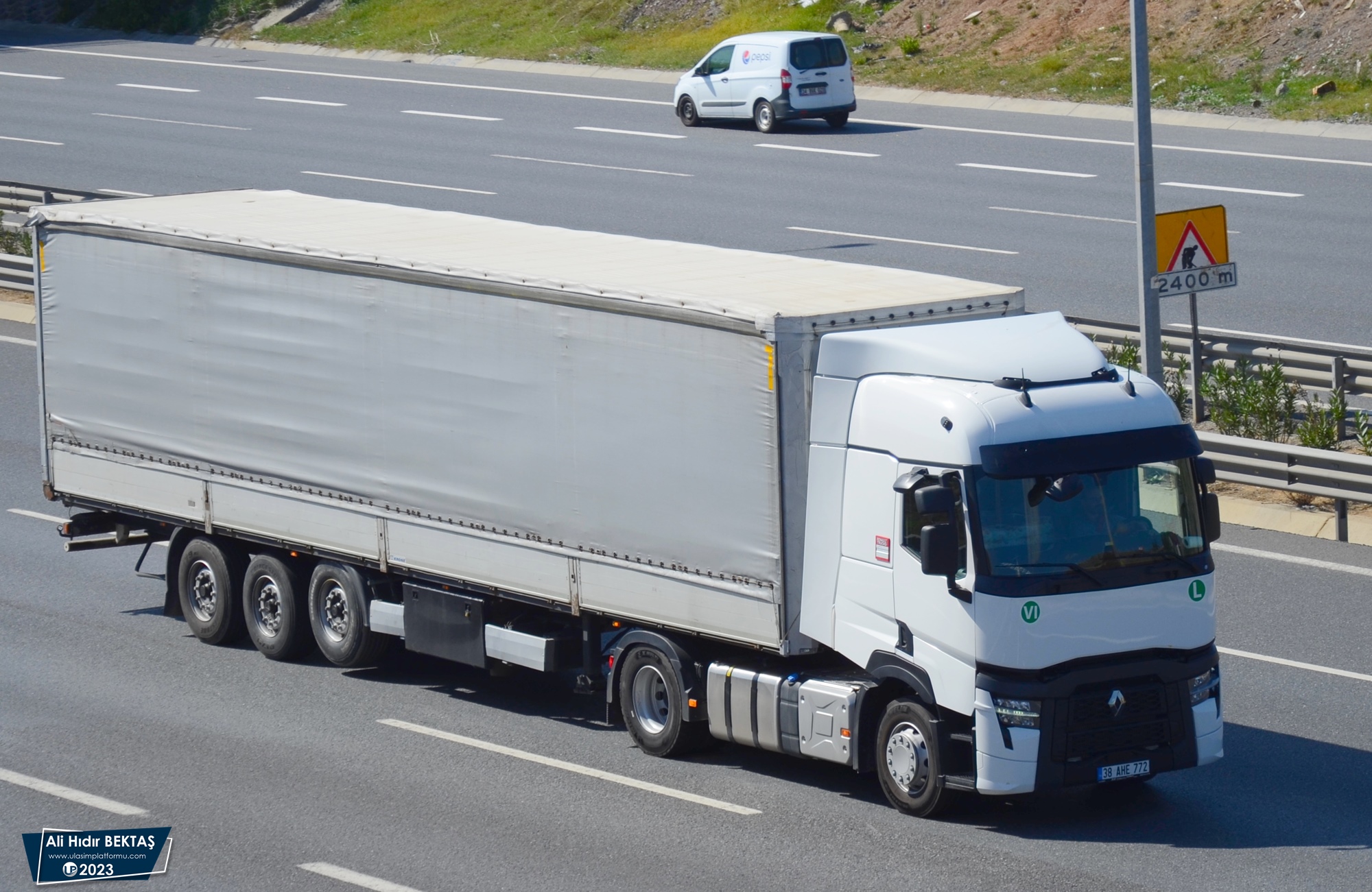 [Resim: 1695299162_7Nhikg7bg3iiUQE.JPG]