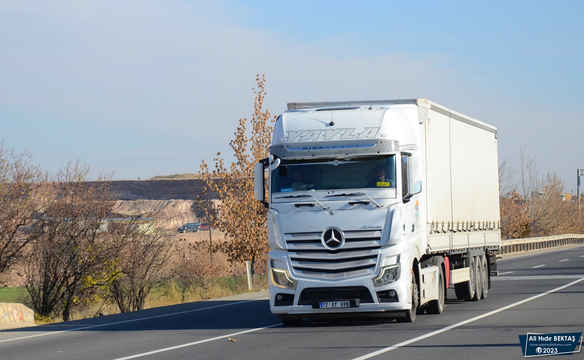 [Resim: 1696253997_5nETF7UW1UXUteG.JPG]