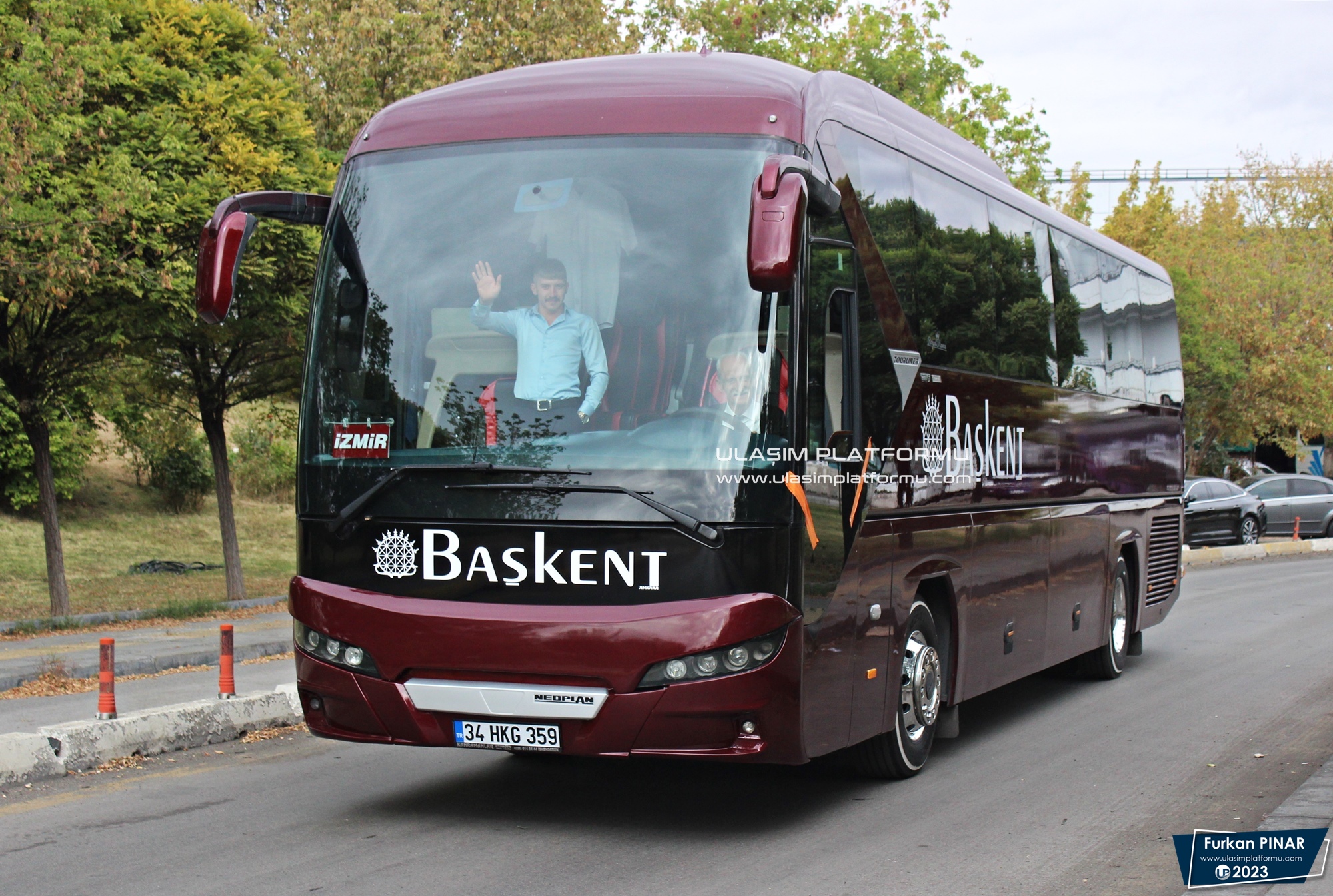 [Resim: 1697184971_SwF9YauF9irXwJR.JPG]