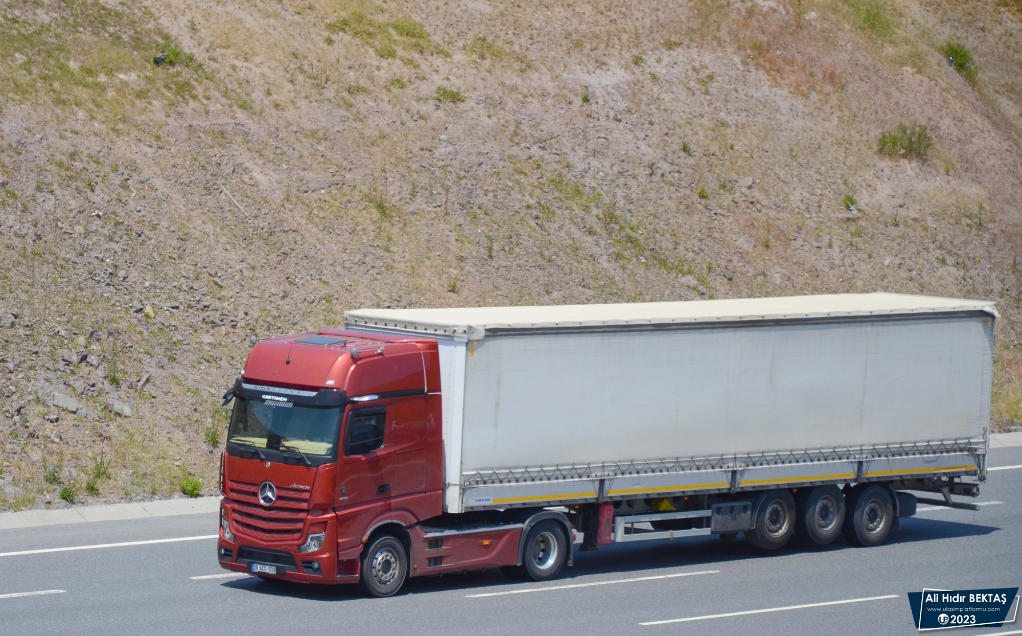 [Resim: 1697871766_G093K9yIOFG6E3t.JPG]