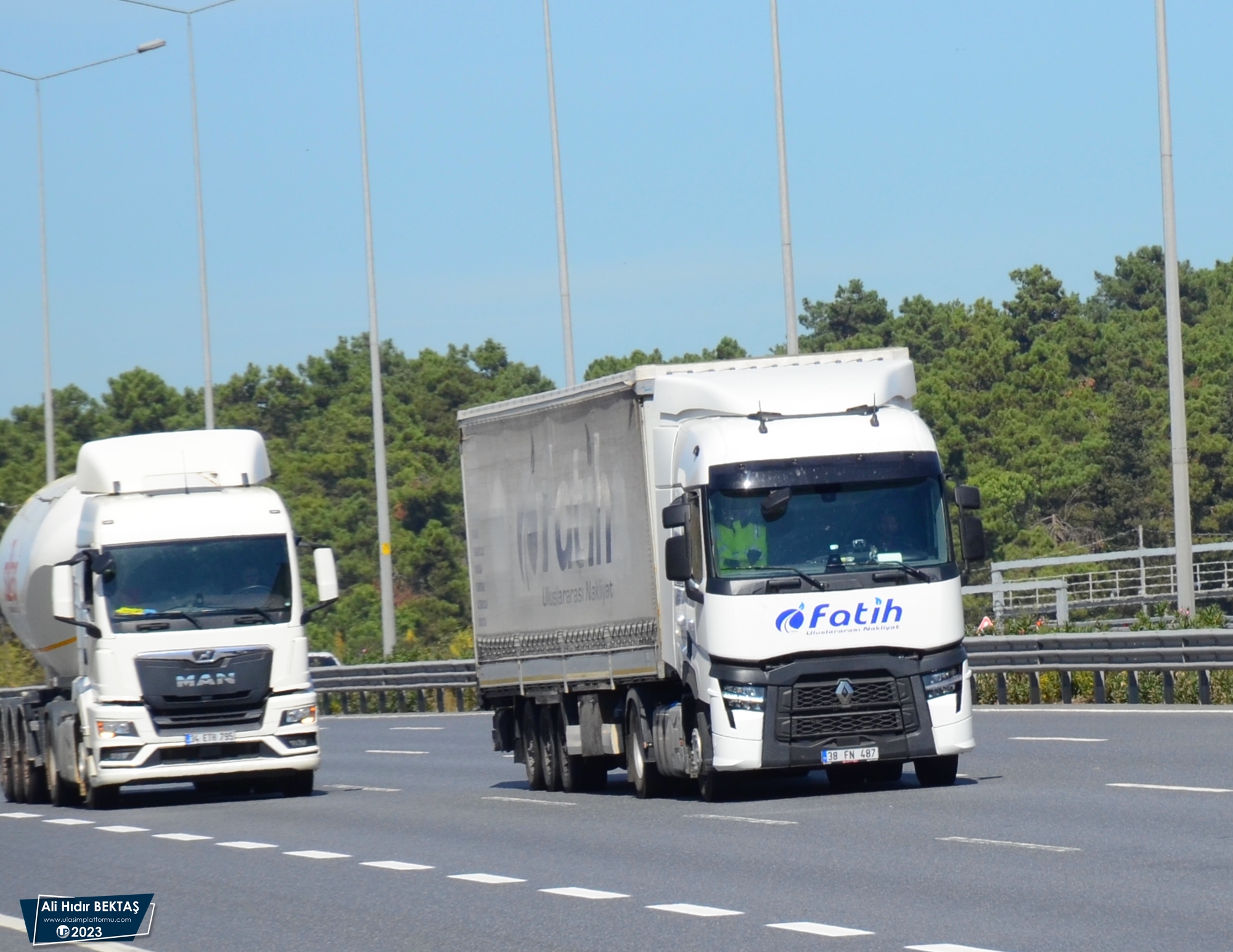 [Resim: 1697871980_iGQl5NwBVccKFnK.JPG]