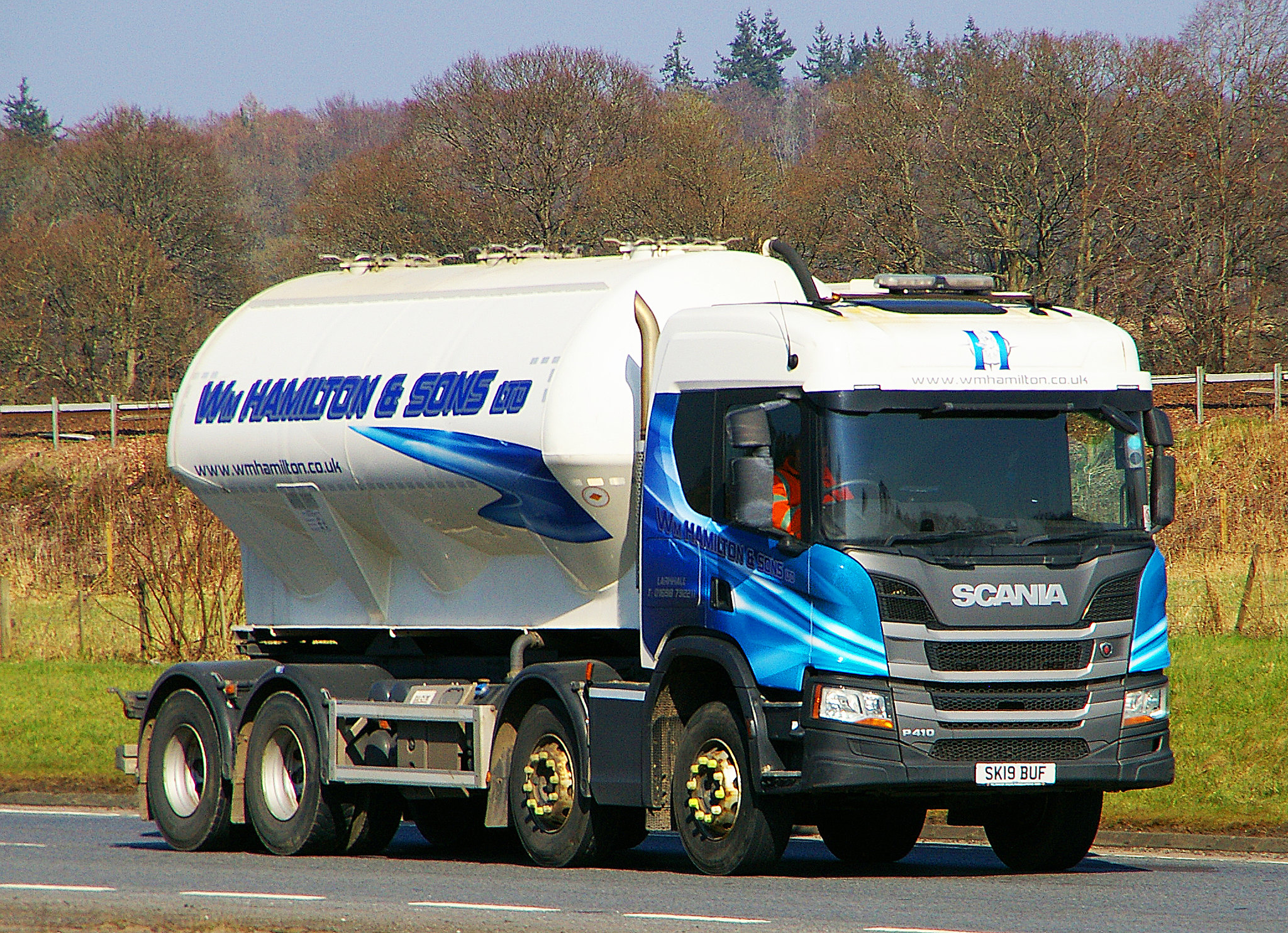 [Resim: 1698008472_acrQdDcDugGKFmE.jpg]