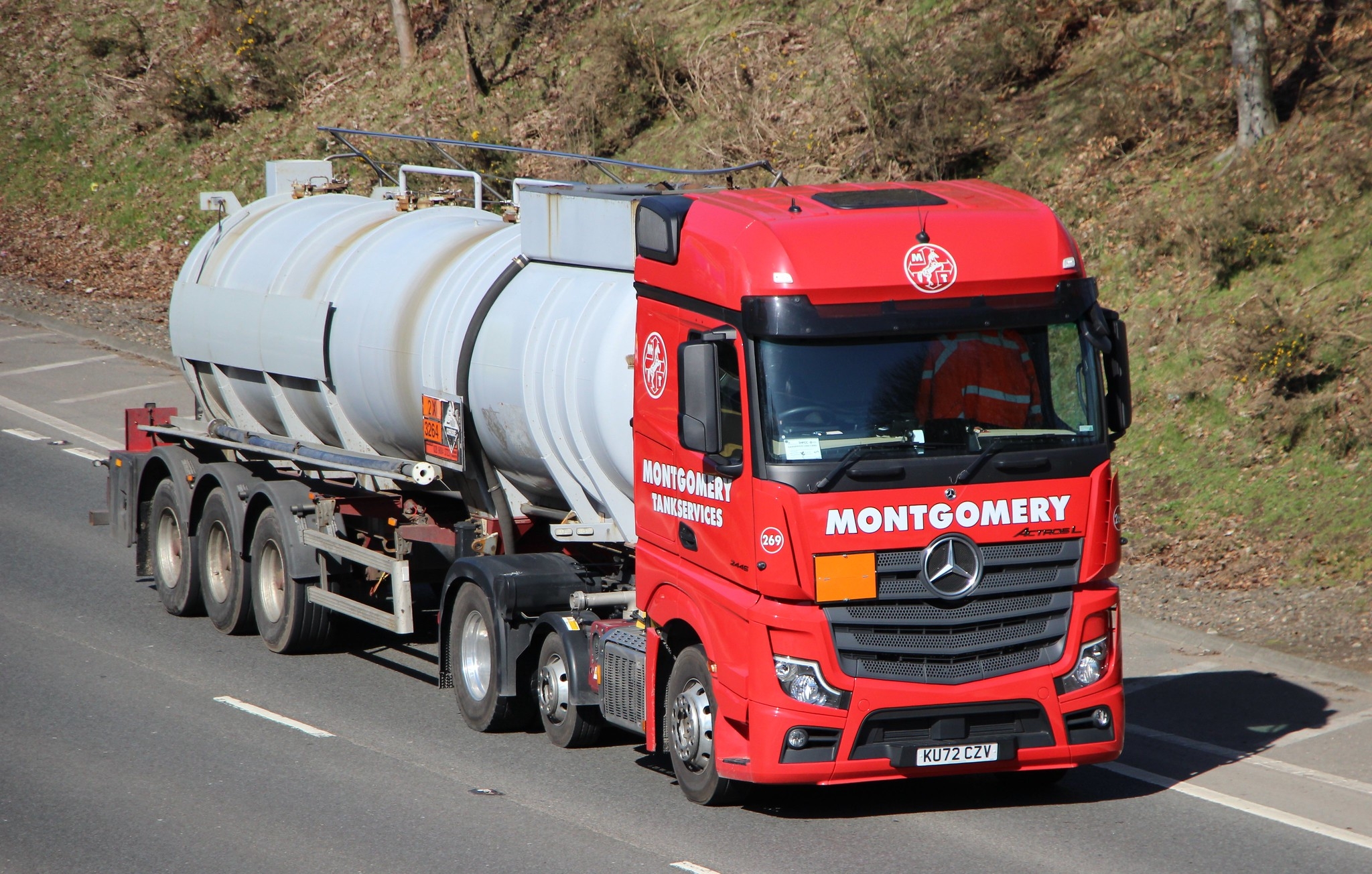 [Resim: 1698447371_QXAMnrqTNP5jWyM.jpg]