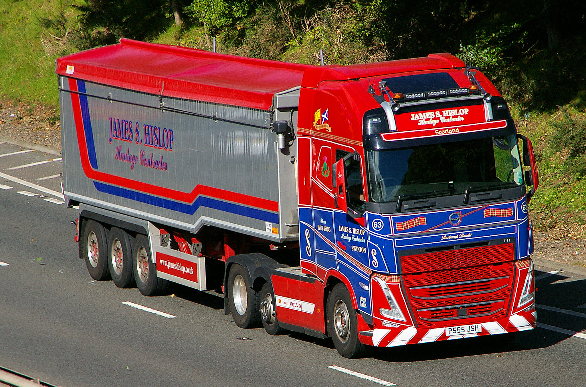 [Resim: 1698450344_iZgaWdRrOBZjdSA.jpg]