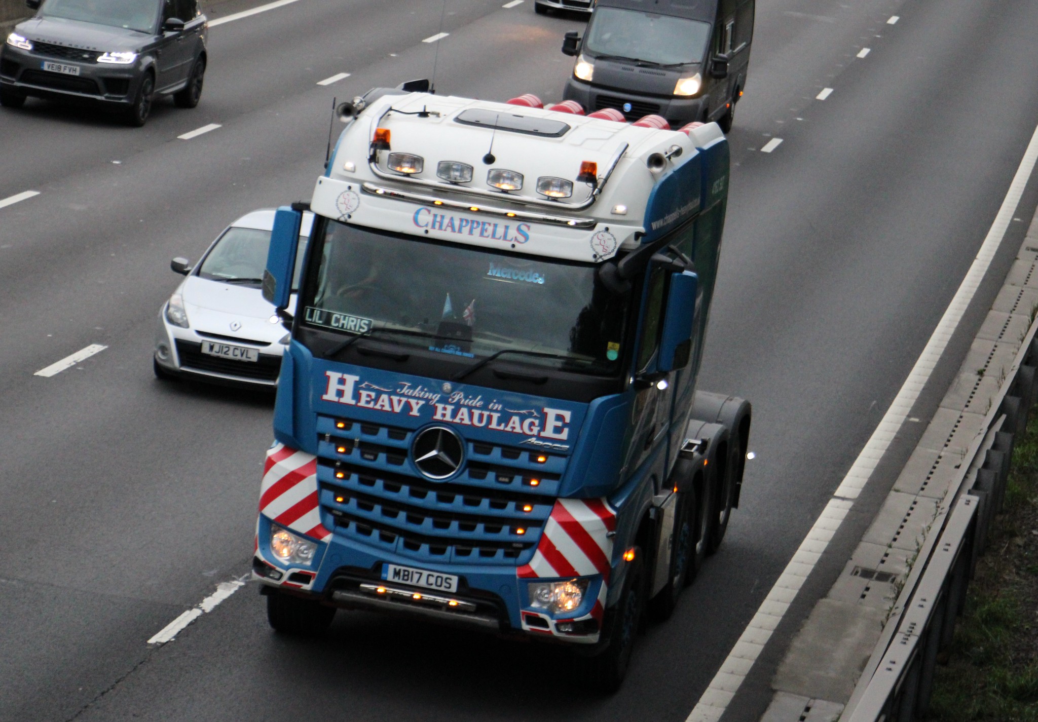 [Resim: 1698623394_AXnPUGZL4ePMUwc.jpg]