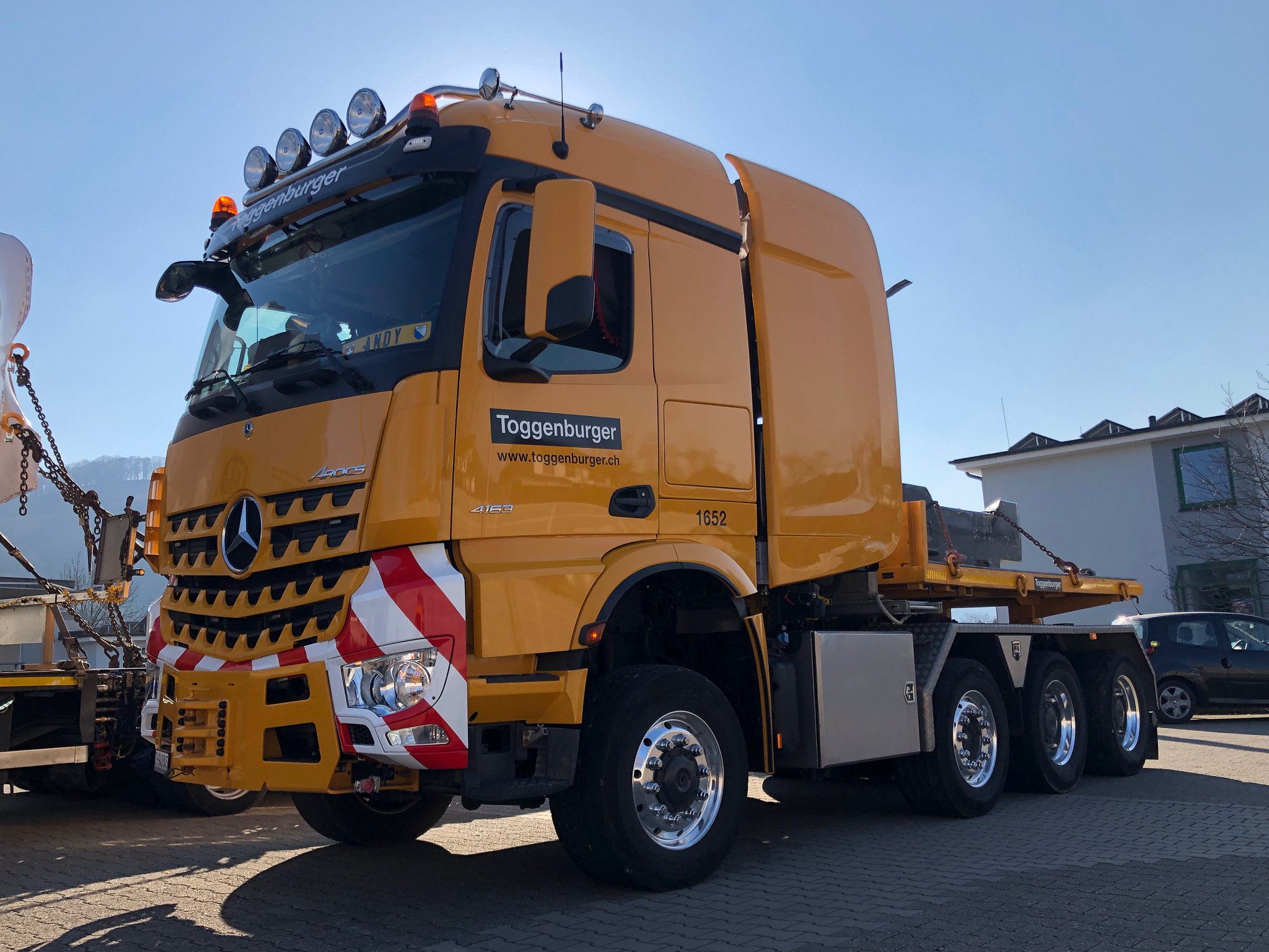 [Resim: 1699308723_hgGxOSPpIxvZTcW.jpg]