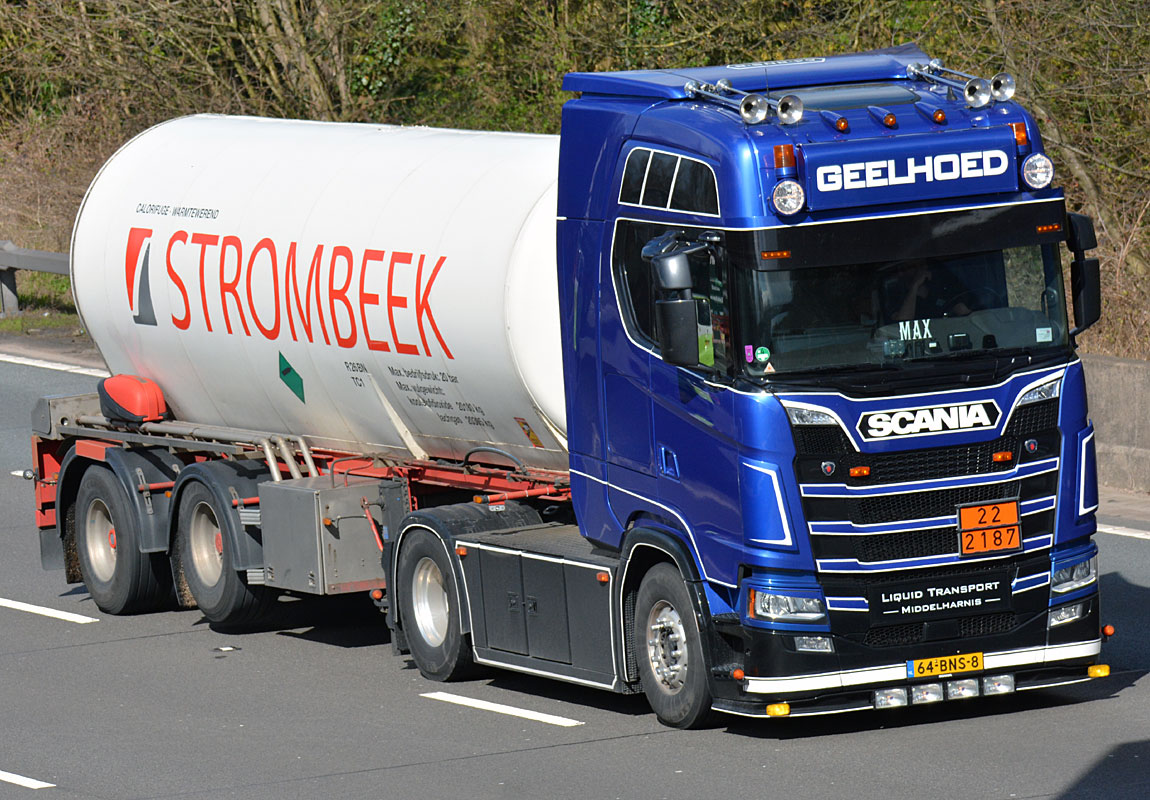 [Resim: 1699475353_PHeZlY8PwKJYQhe.jpg]