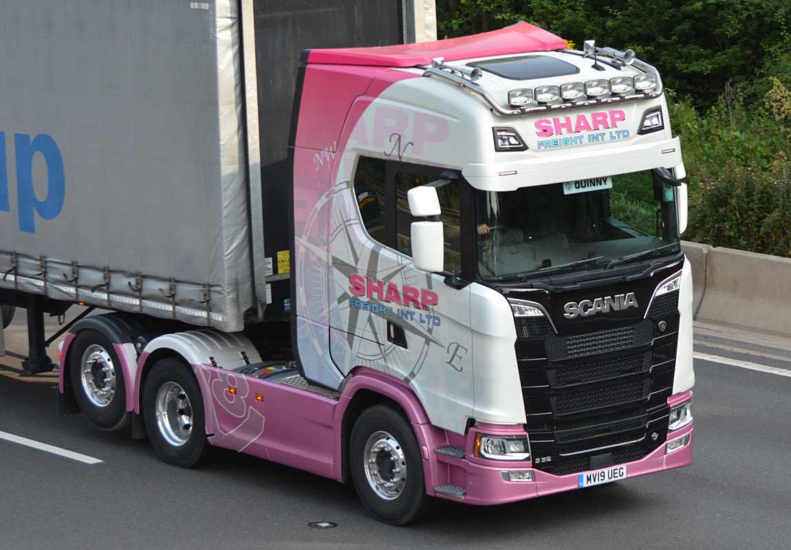 [Resim: 1699475384_jj35WS9Pdn7FsLV.jpg]