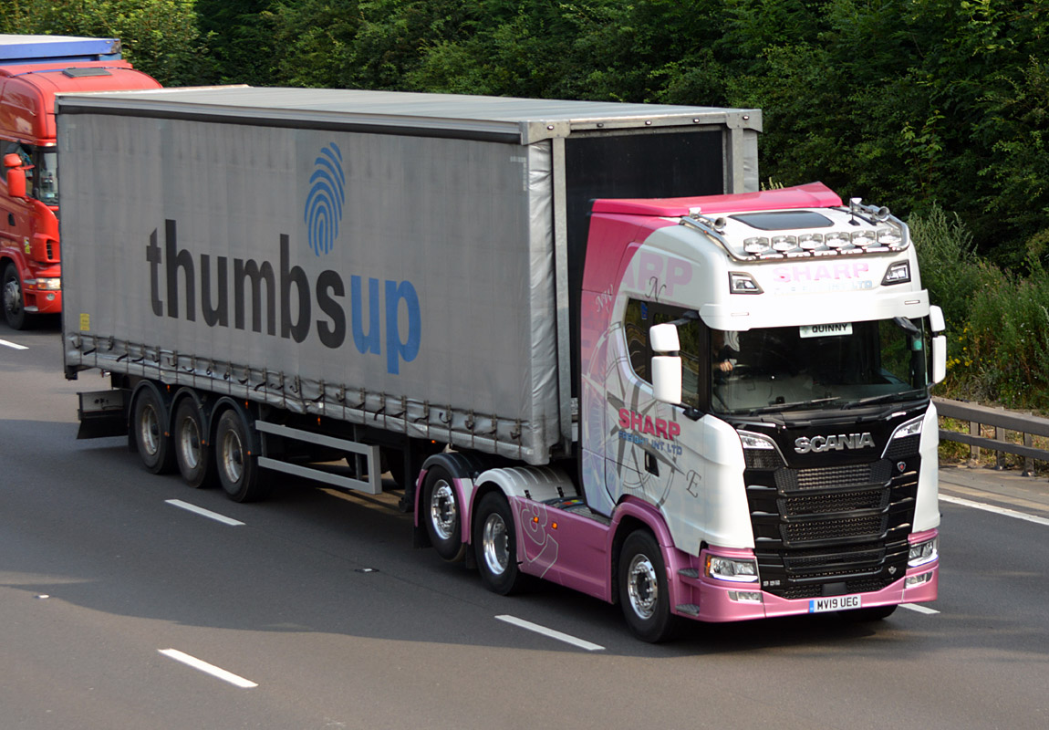 [Resim: 1699476309_uCXD813iOPYga6A.jpg]