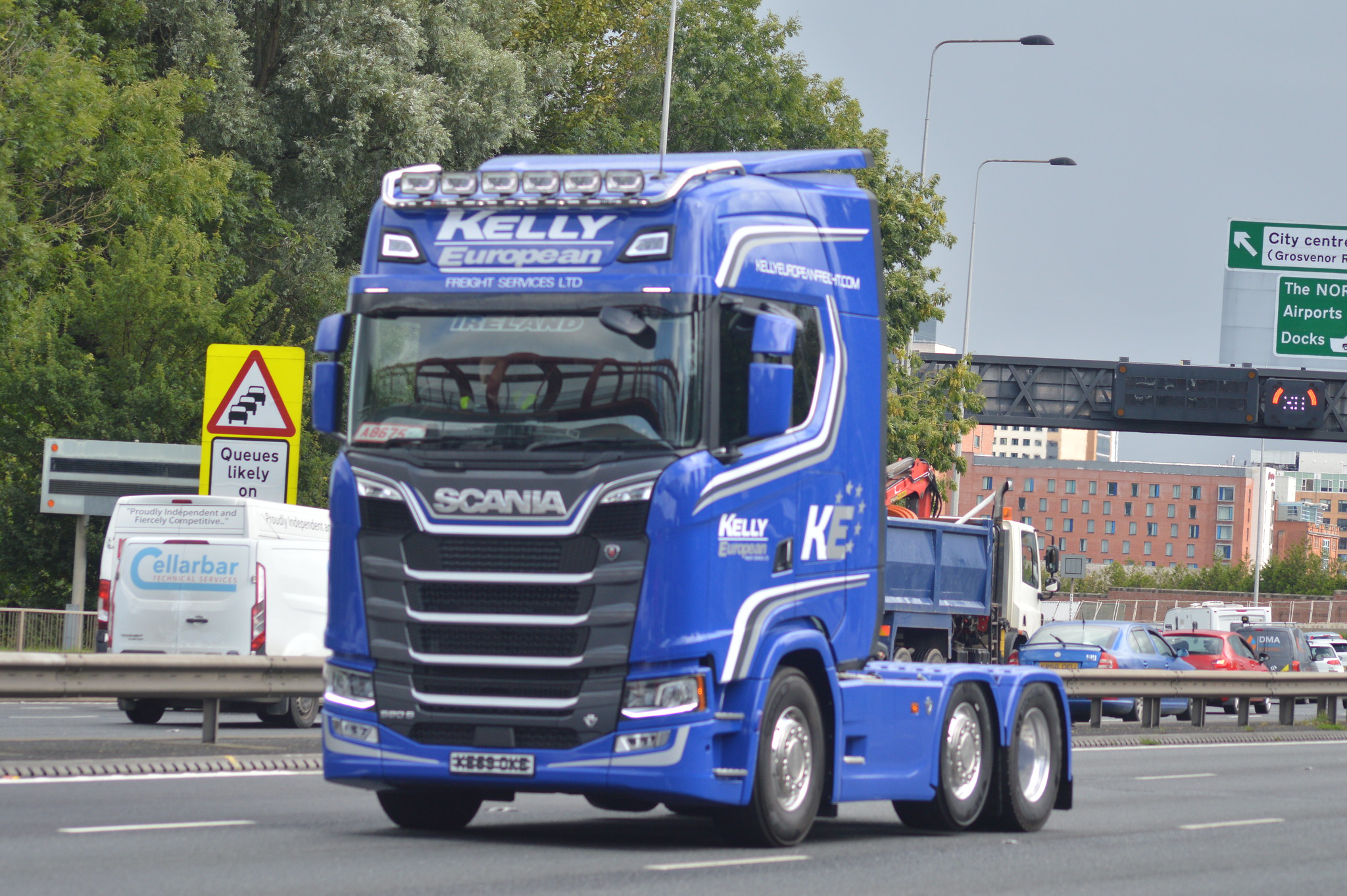 [Resim: 1699477357_gd1RmJPaI2yLvGO.jpg]