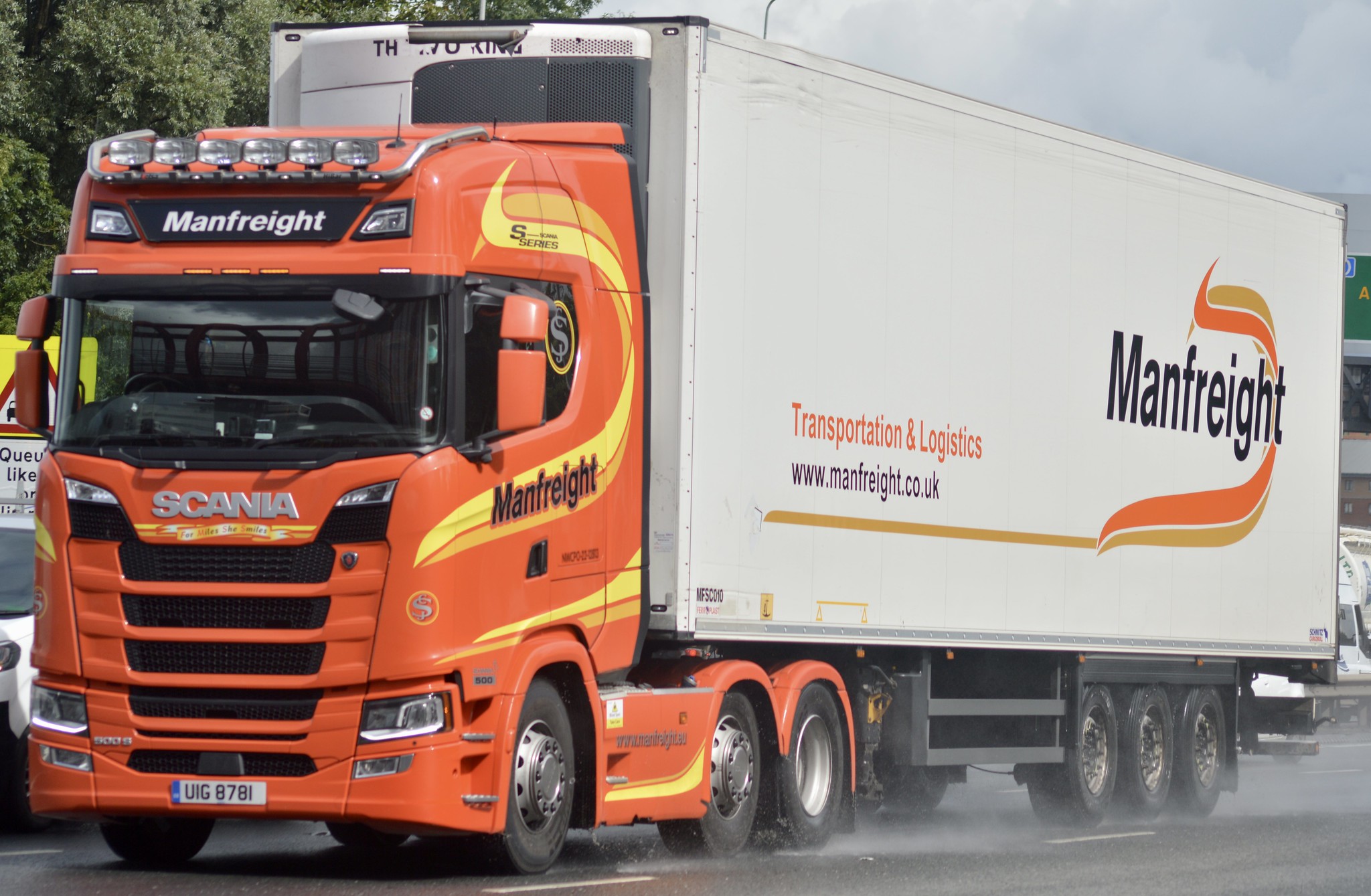 [Resim: 1699477401_MZOcw4vDImLvcHE.jpg]